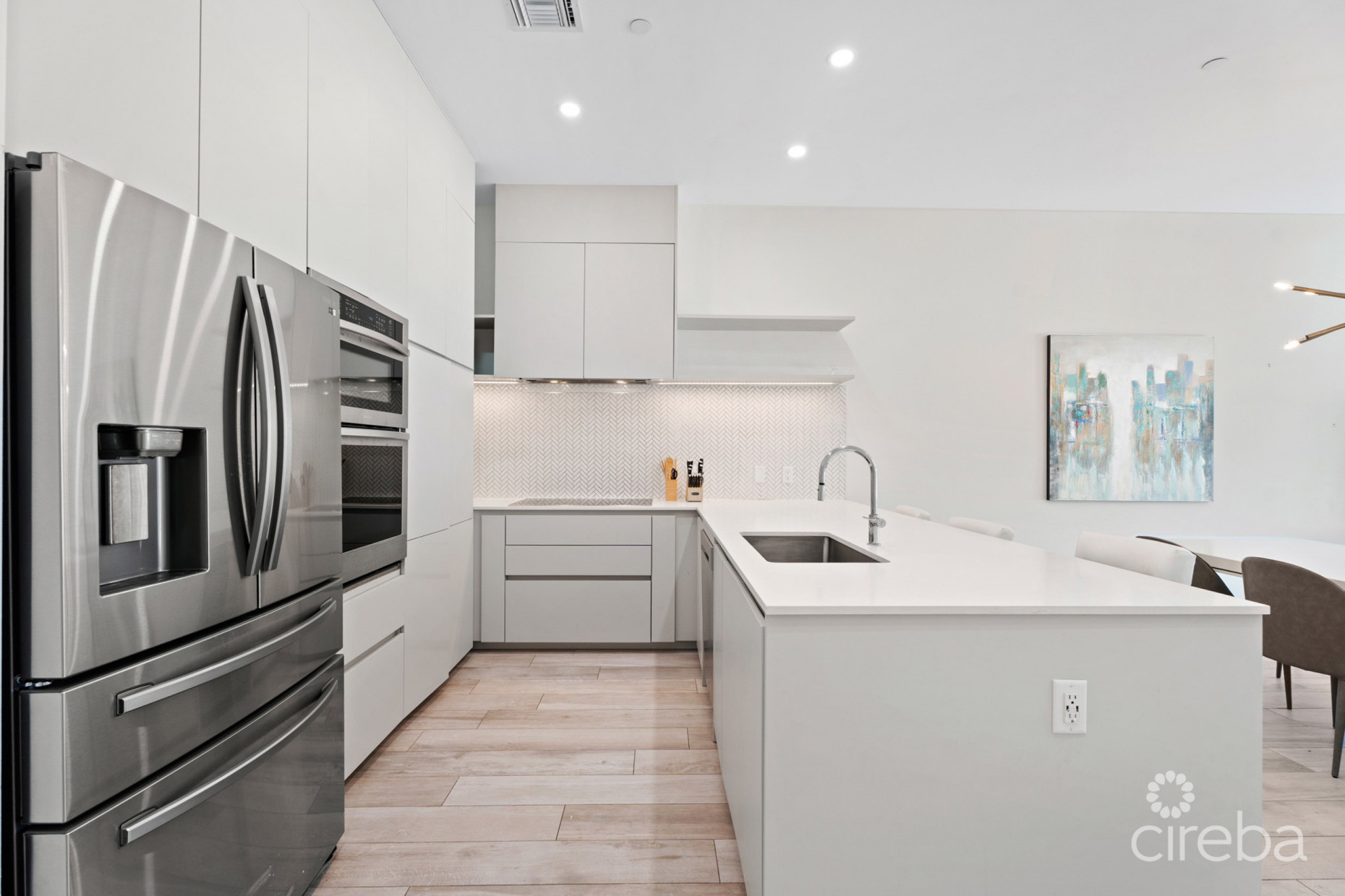 AURA #107, - GROUND FLOOR 3 BED POOLFRONT RESIDENCE