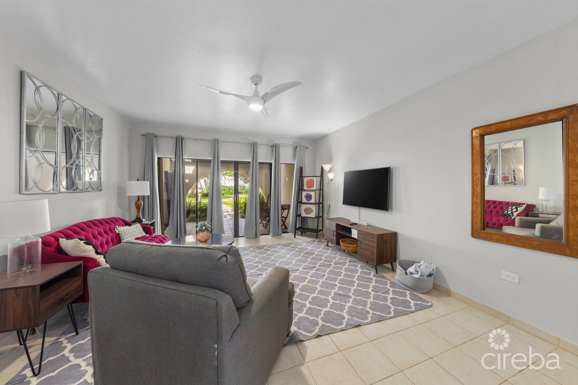 VILLA PAPPAGALLOS OCEANVIEW!