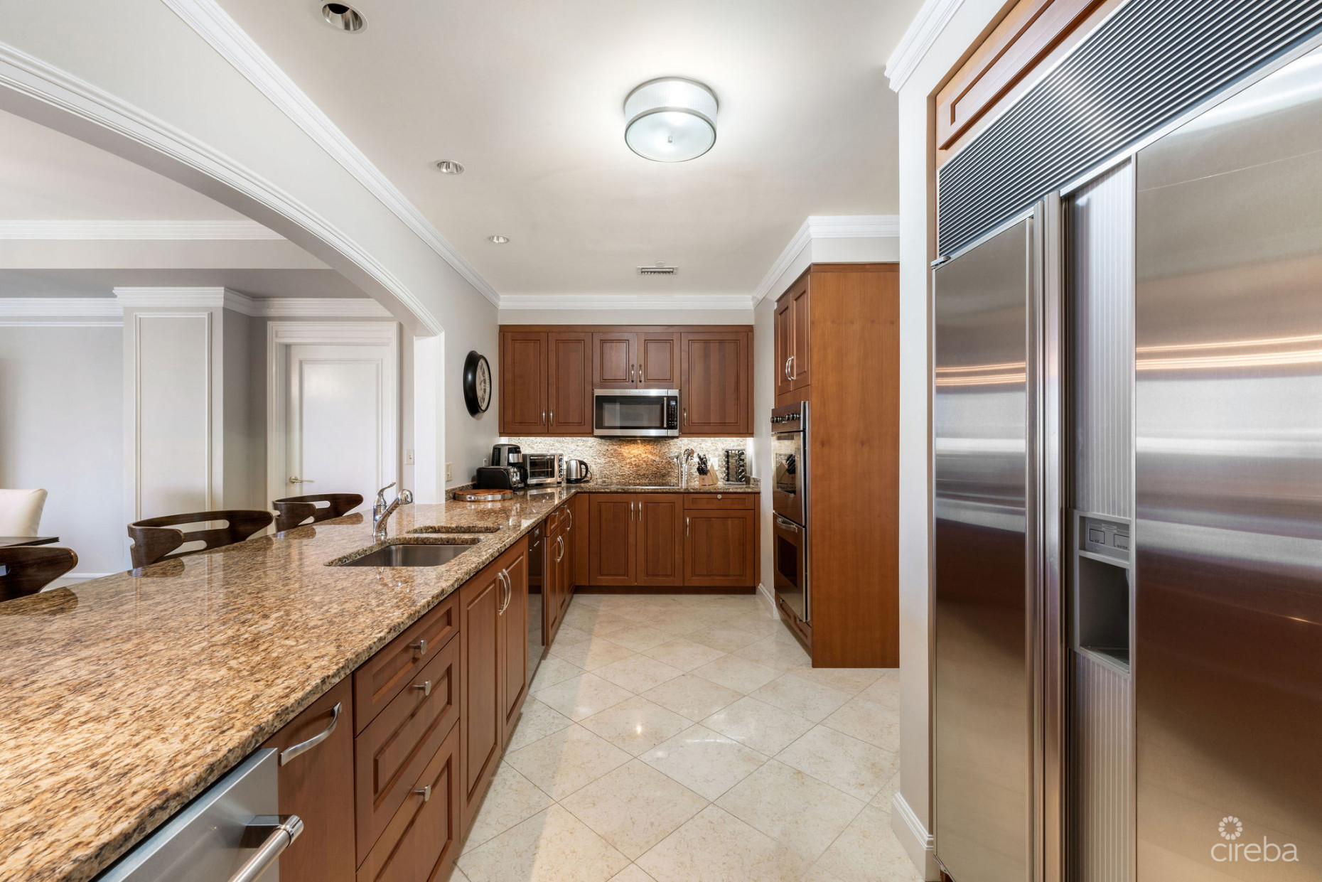 RITZ-CARLTON PRIVATE RESIDENCE #608 NORTH TOWER