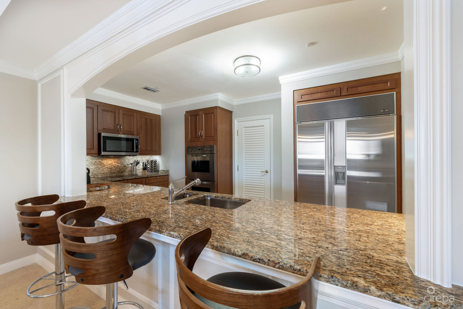 RITZ-CARLTON PRIVATE RESIDENCE #608 NORTH TOWER