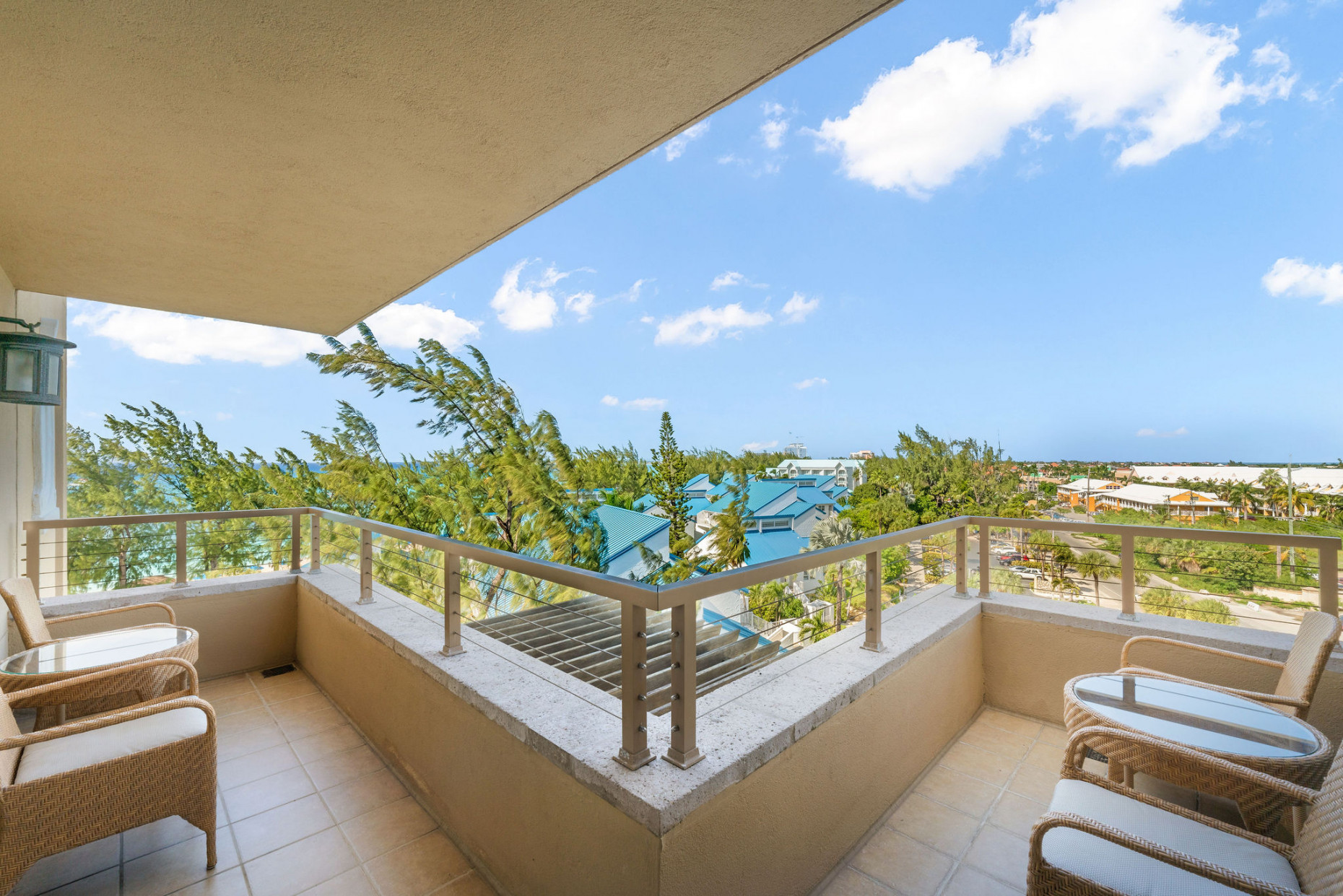 Ritz-carlton Private Residence #608 North Tower