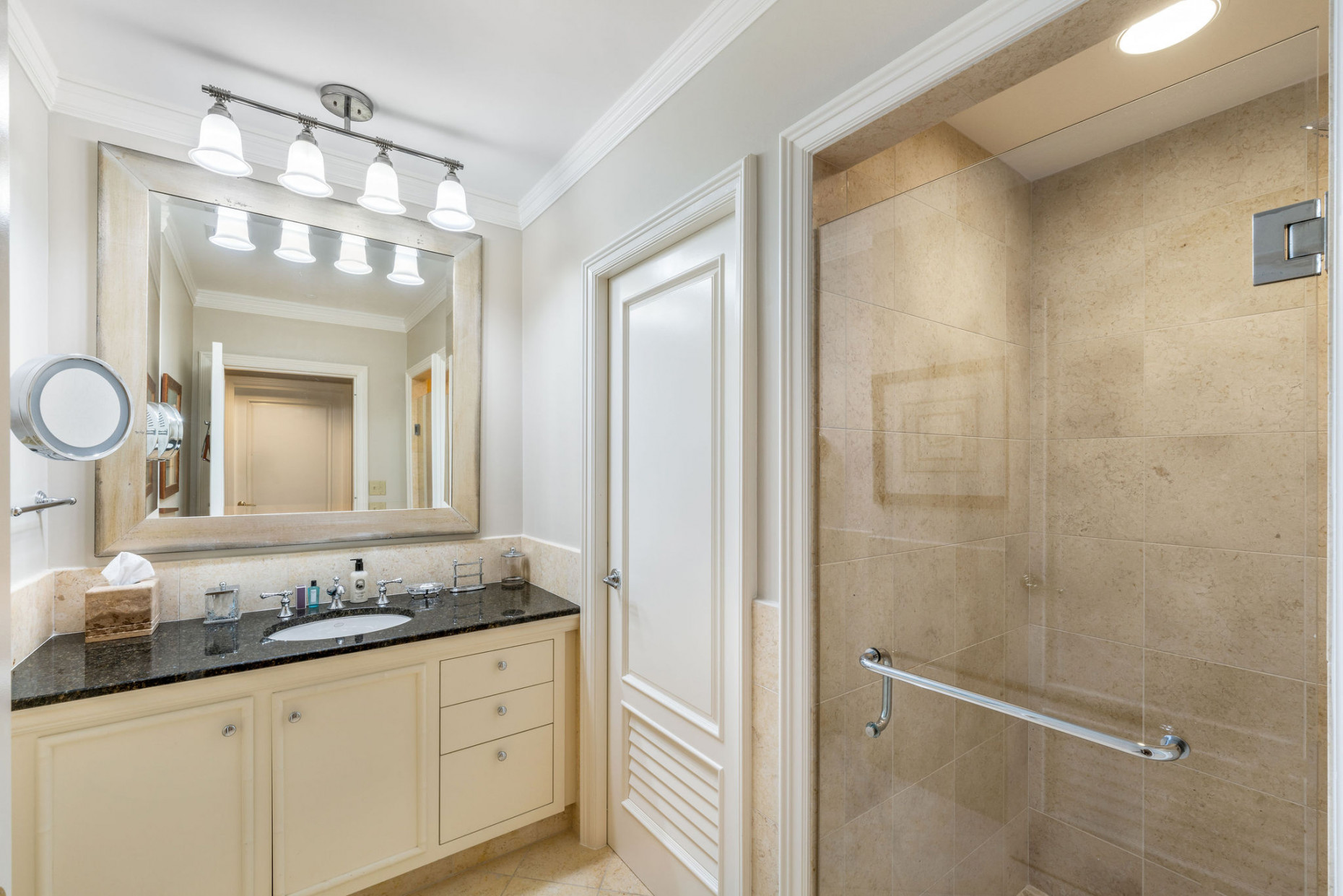 Ritz-carlton Private Residence #608 North Tower