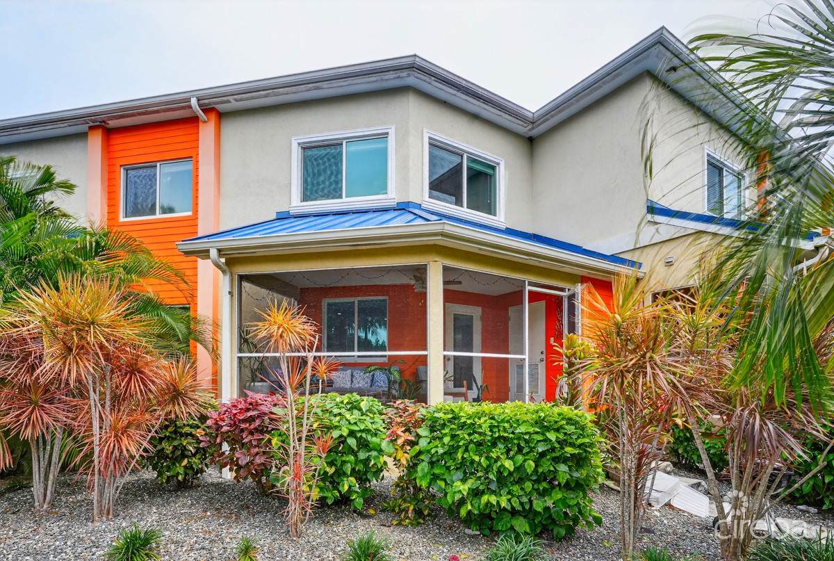 CAYMAN CROSSING  MODERN TWO BEDROOM