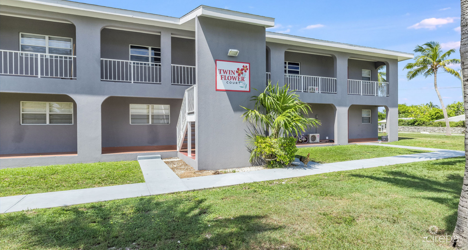 TWINFLOWER APARTMENT #4