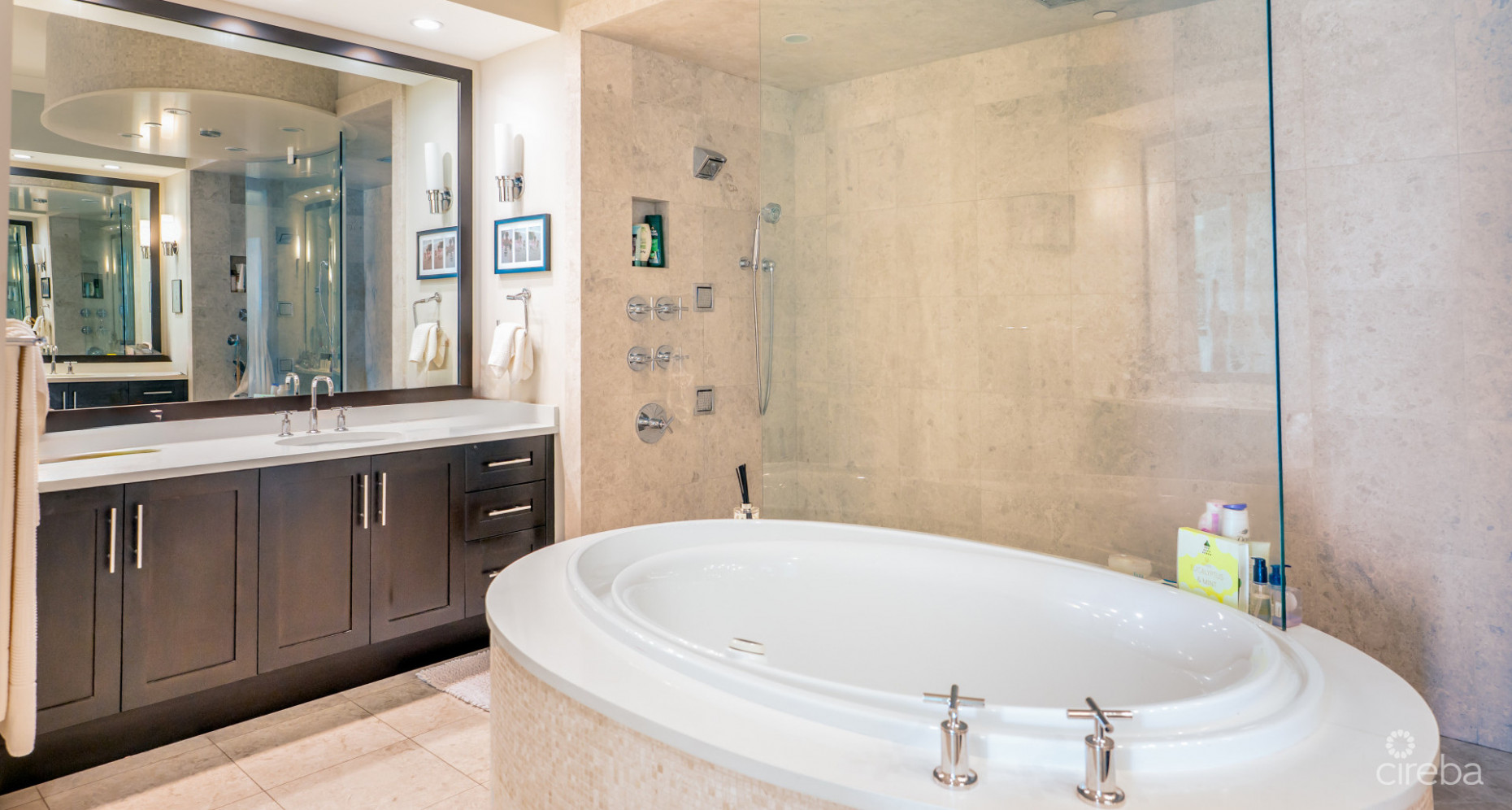 WATERCOLOURS - PRIME LOCATION