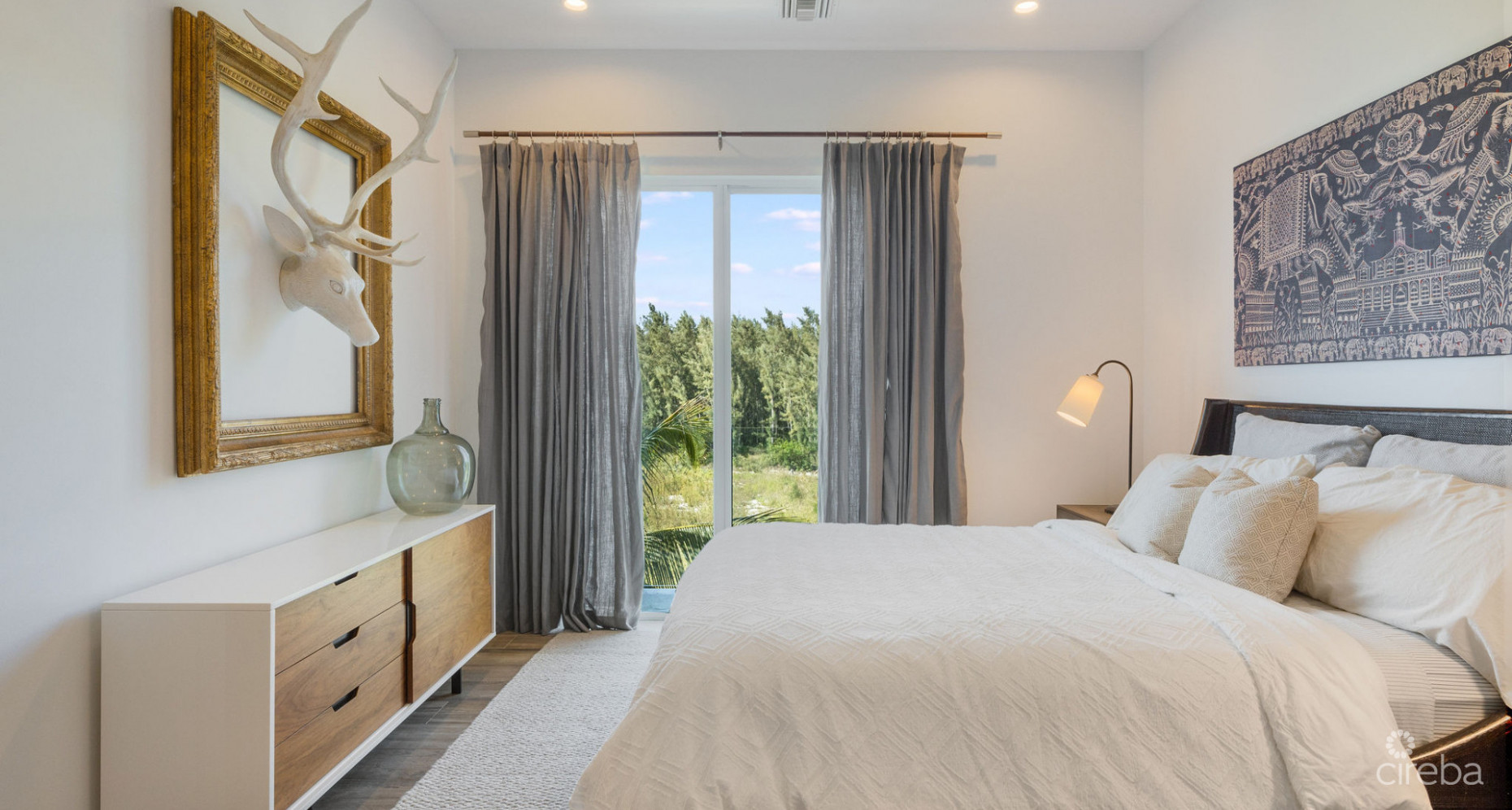 SHORE CLUB #4  STUNNING CONDO WITH UNOBSTRUCTED OCEAN VIEWS