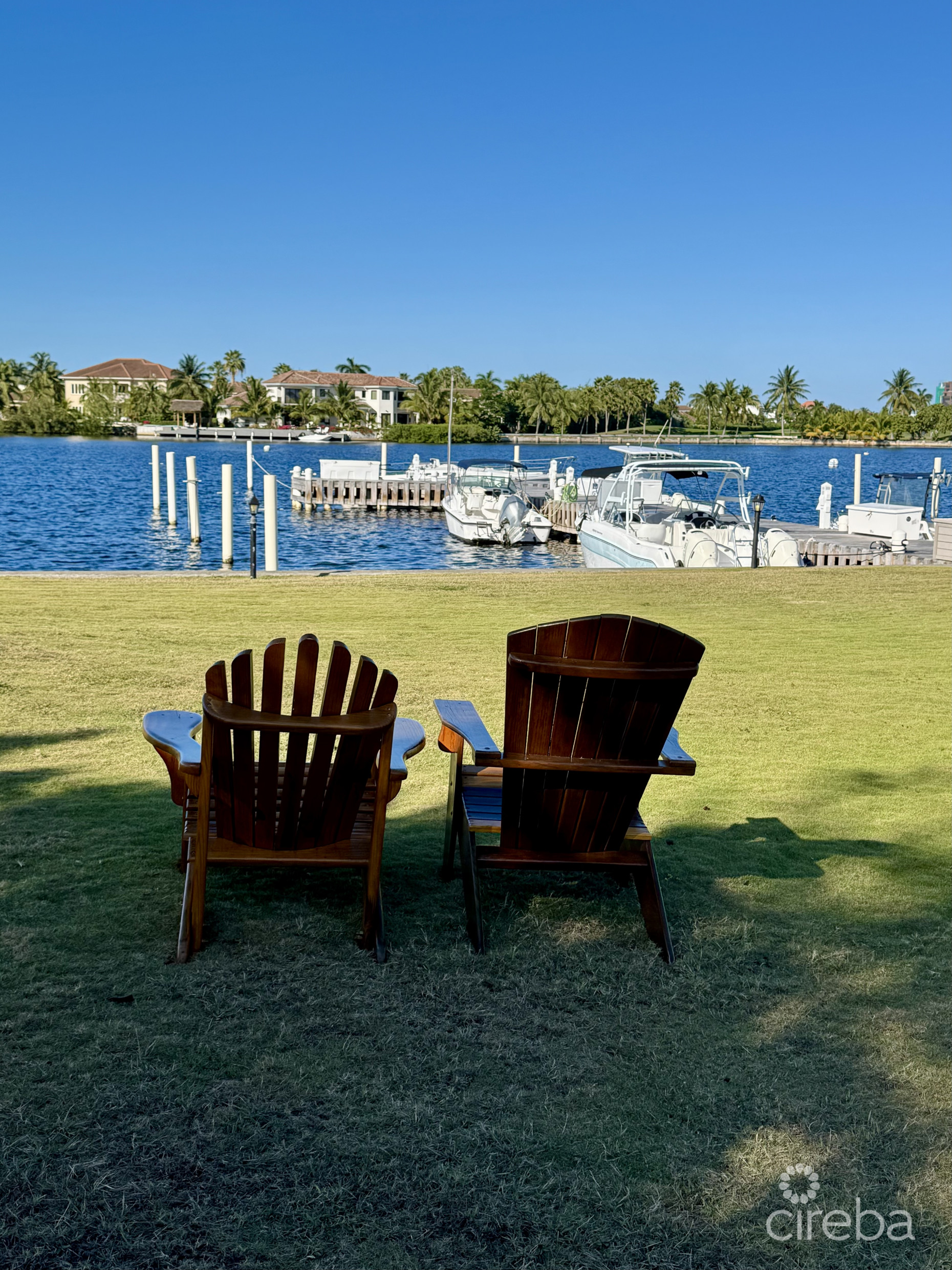 LIME TREE BAY TOWNHOUSE 2 BED 2.5 BATH SMB CORRIDOR