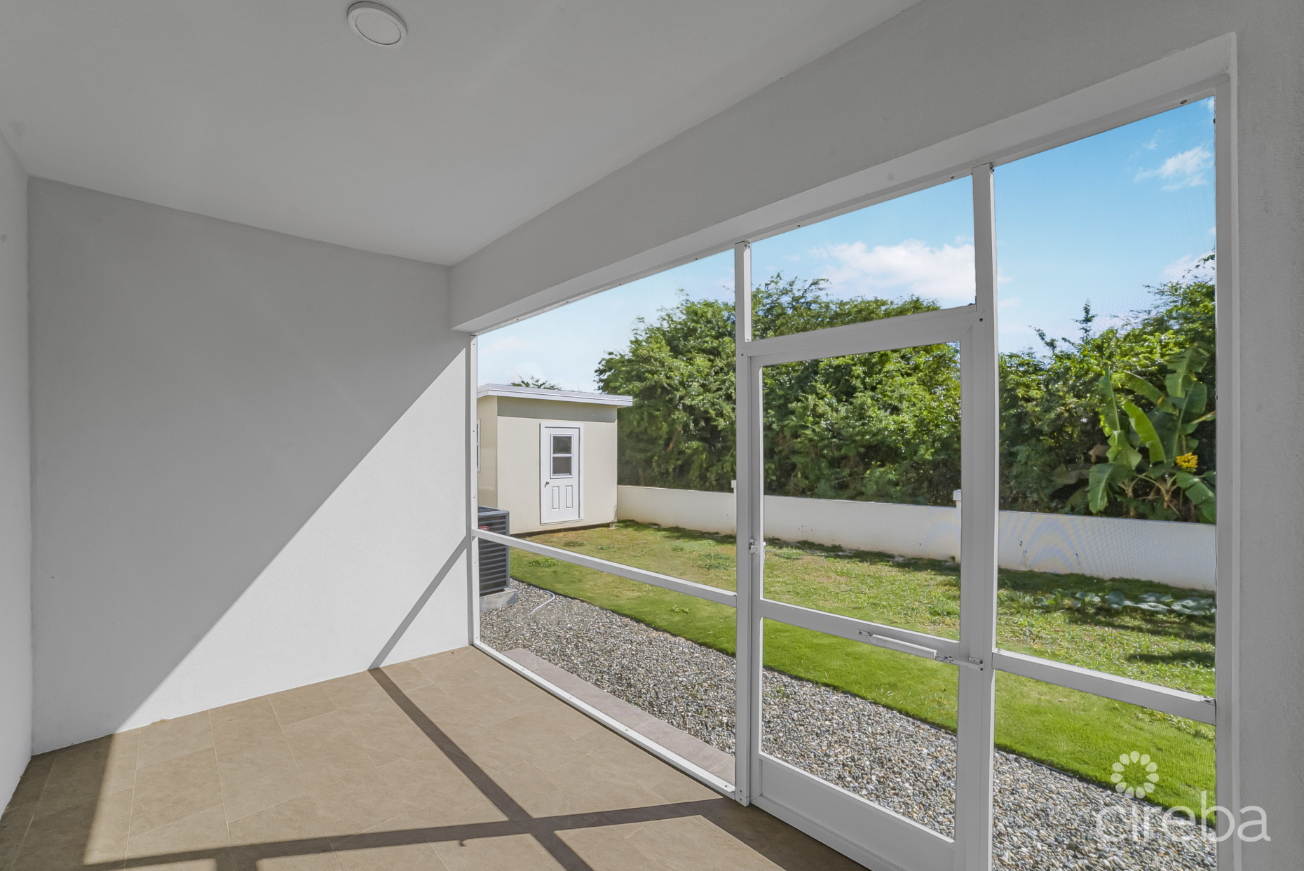 SPACIOUS MODERN 4BR W/ EN-SUITES & BONUS ROOM - GATED COMMUNITY