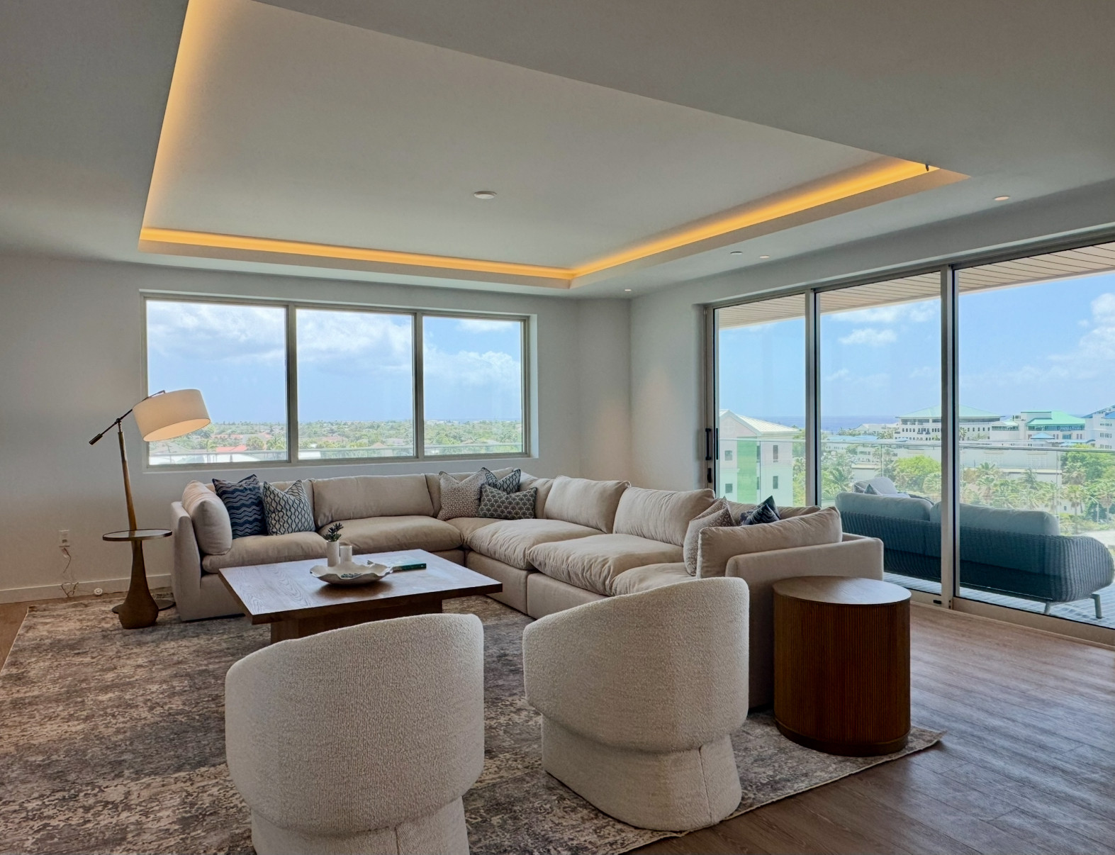 One|gt 601 - Signature Grand Residence