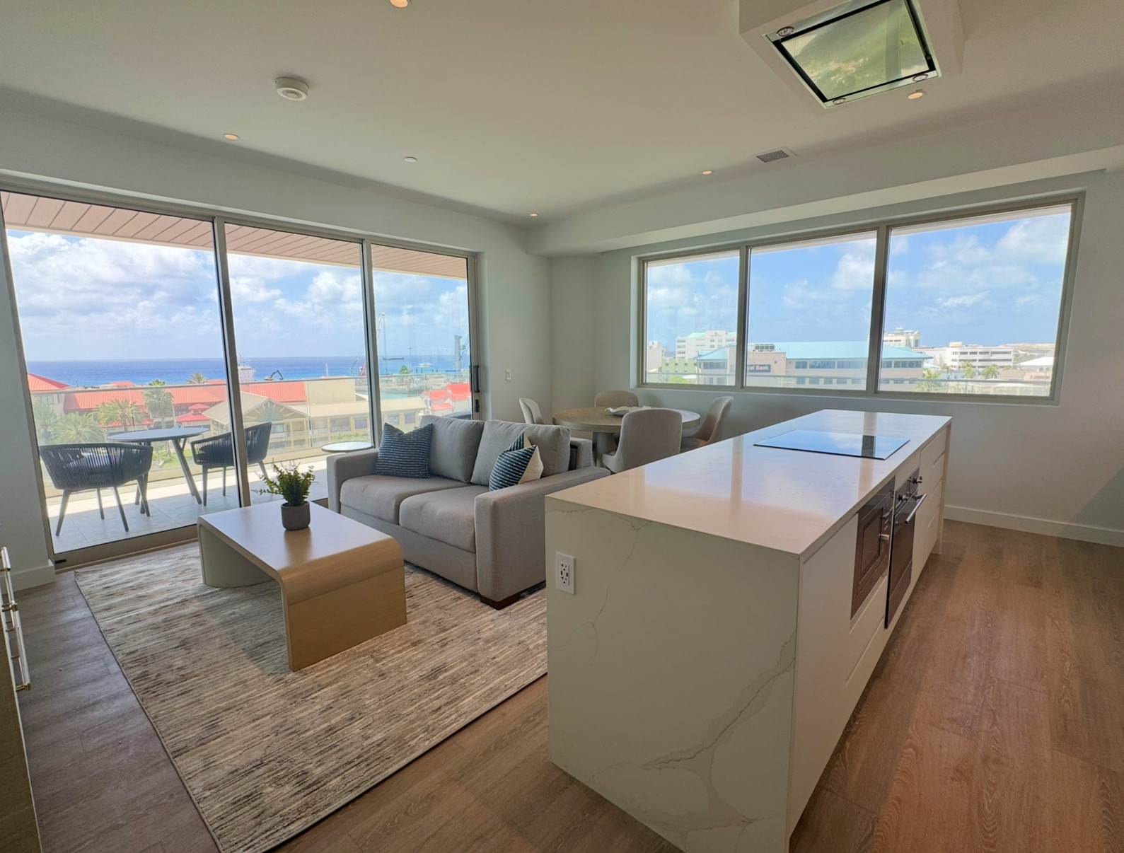 One|gt 501 - Front-row Ocean View 2-bed Residence