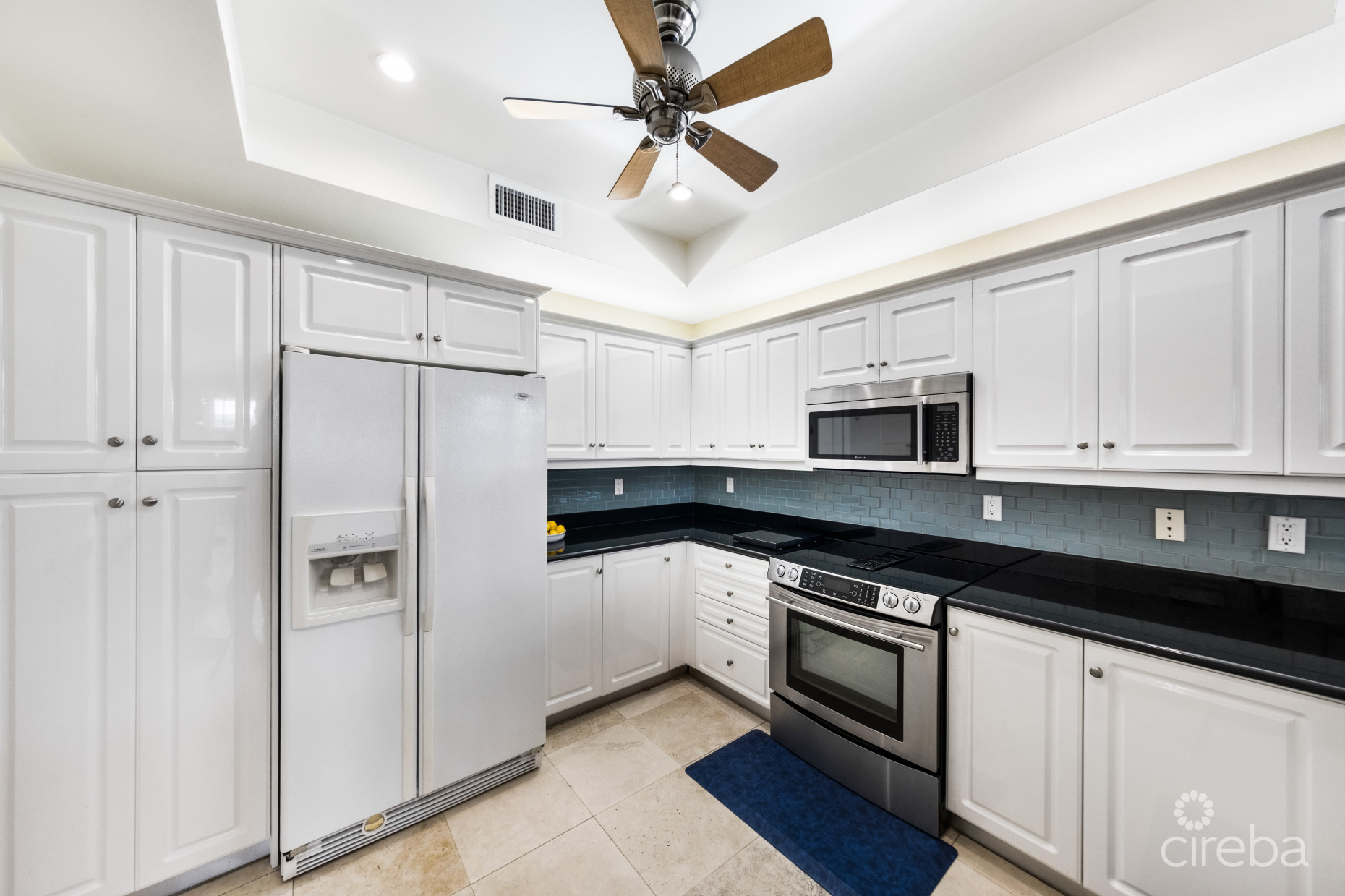 BRITANNIA KINGS COURT 2BED WITH DOCK