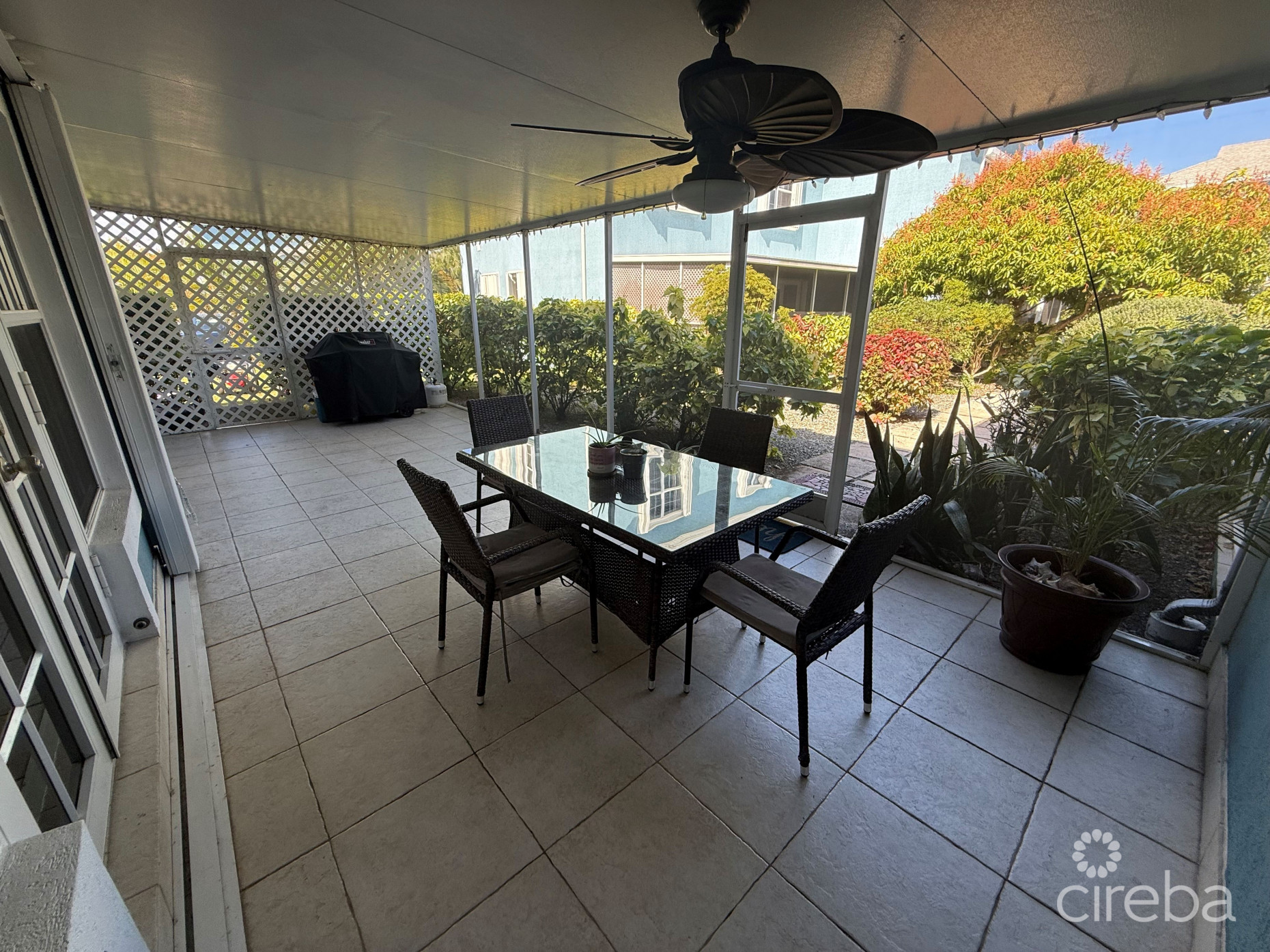 STUNNING 3 BED MYSTIC RETREAT GT