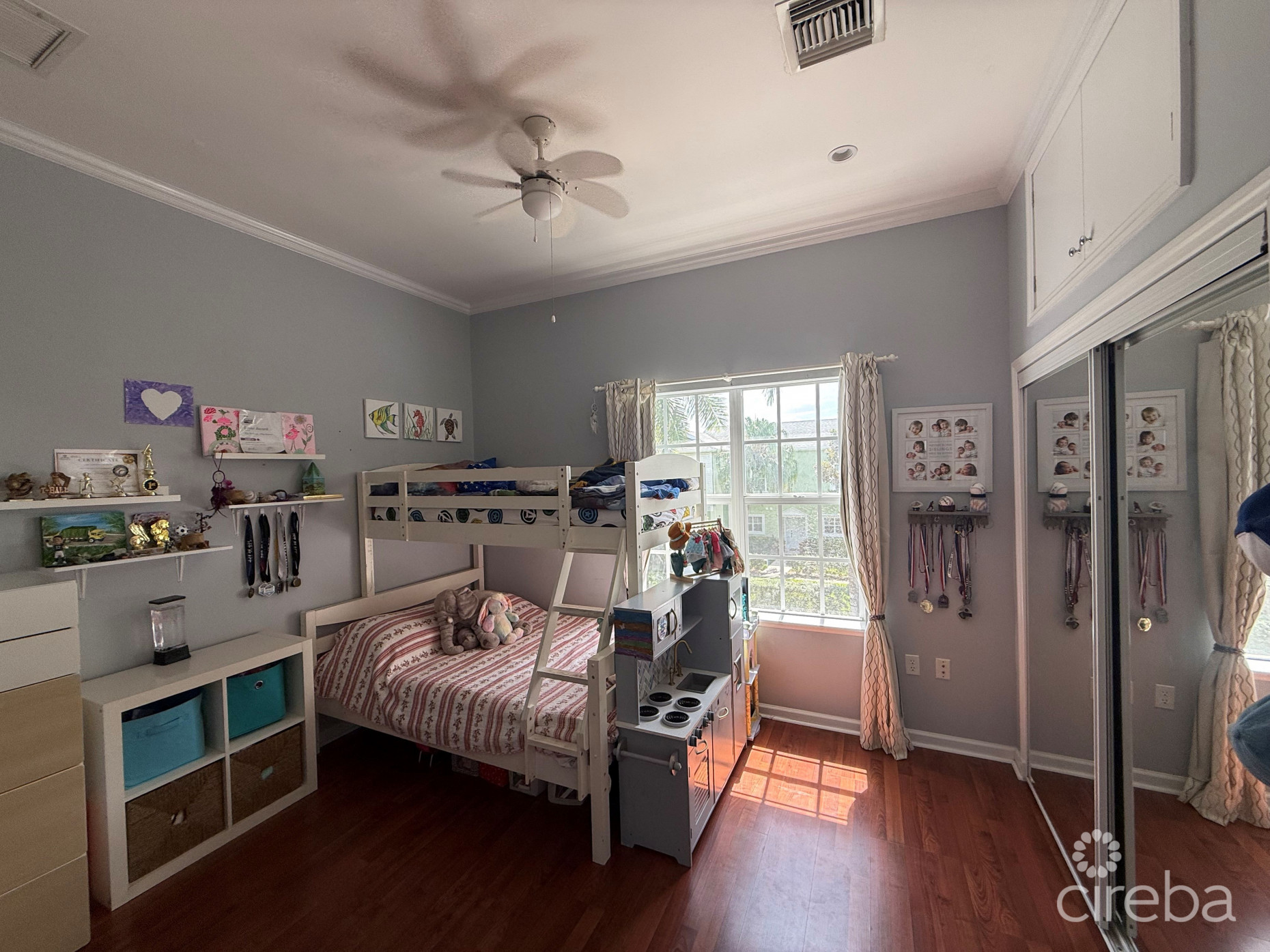 STUNNING 3 BED MYSTIC RETREAT GT