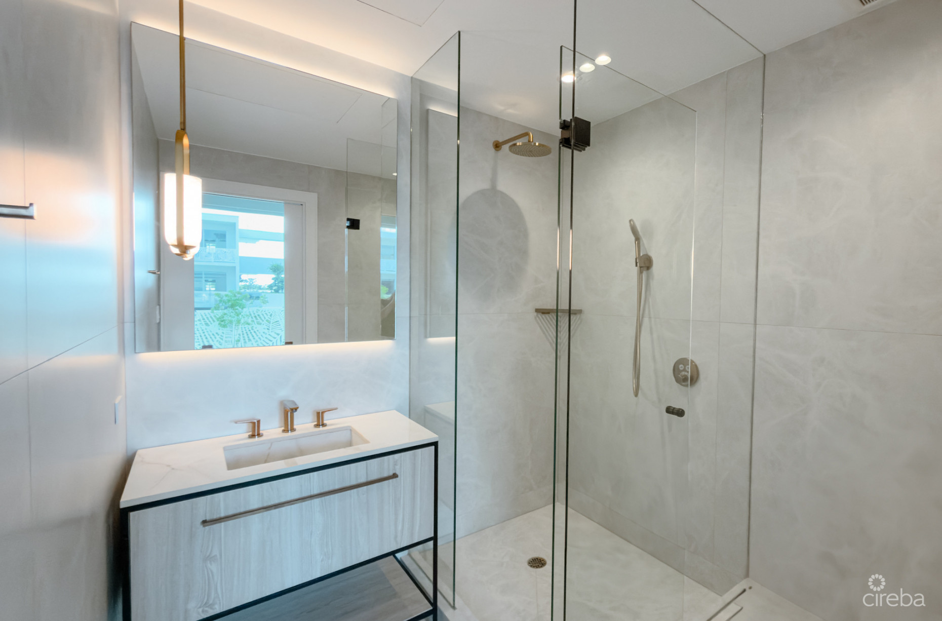 THE GROVE TOO - ONE BED