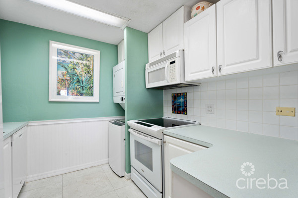 BEACH FRONT ONE BED CONDO IN WEST BAY - 22 VILLA PAPPAGALLO