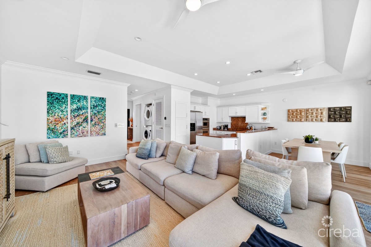 PALACADES VILLA 1 ON PROSPECT POINT