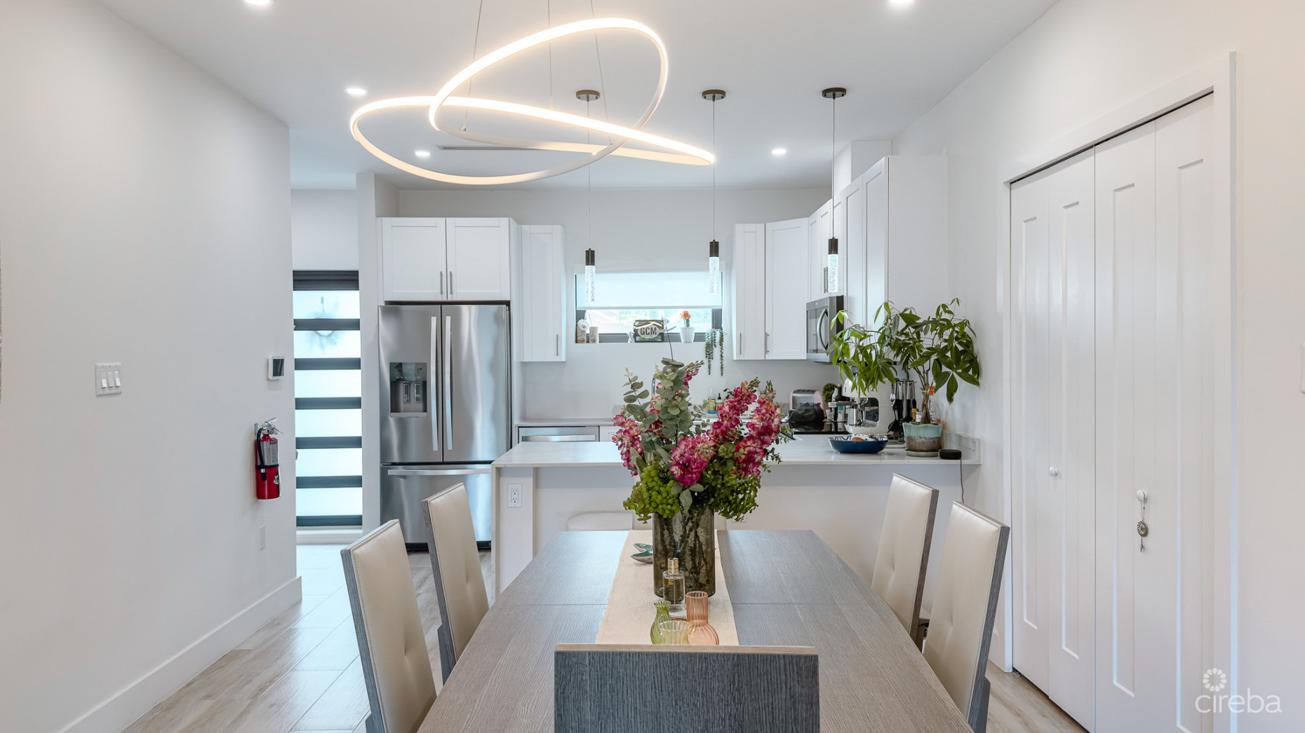 THE LAGOONS WATERFRONT TOWNHOUSE