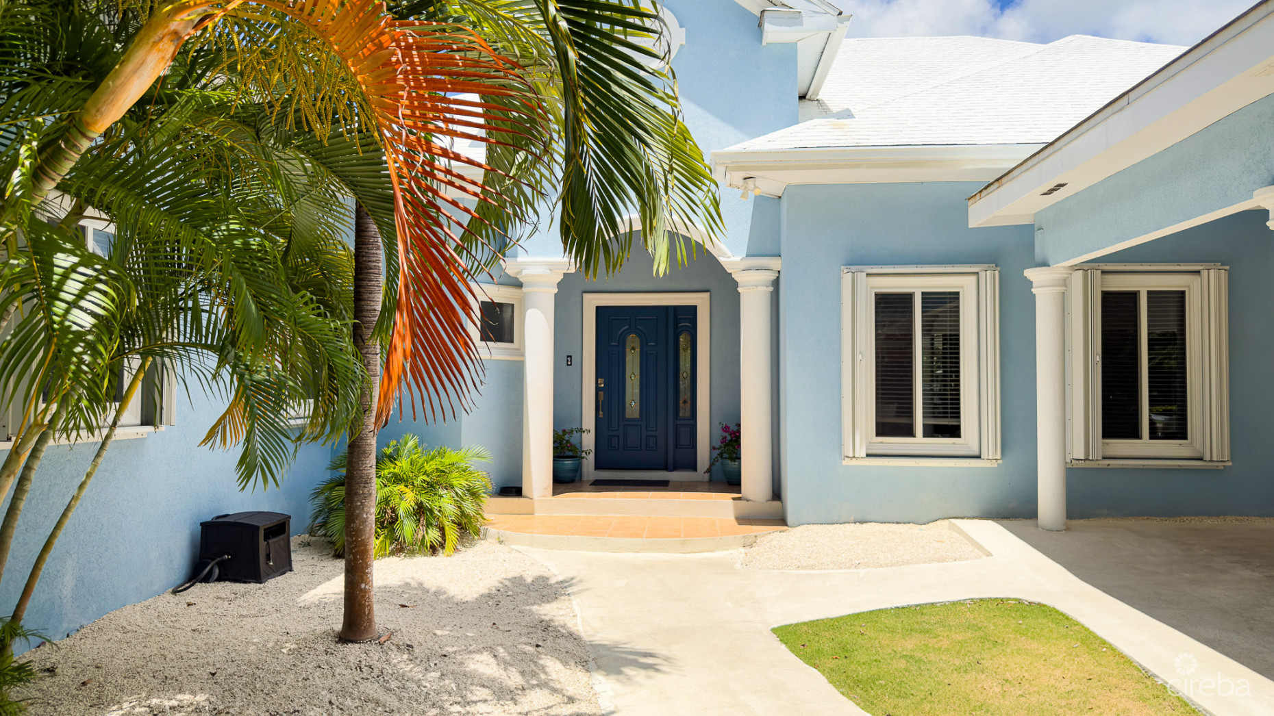 WATERFRONT LIVING REDEFINED