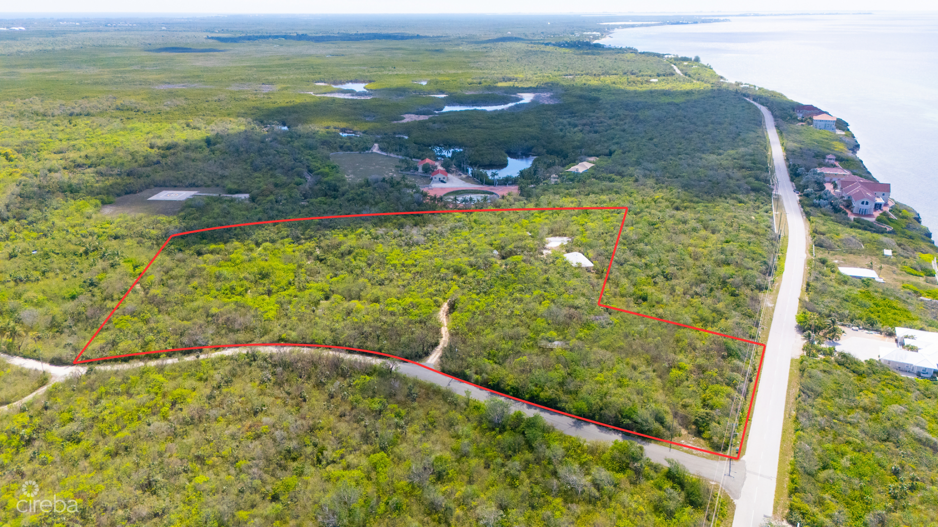 ELEVATED 11.43-ACRE PARCEL IN EAST END