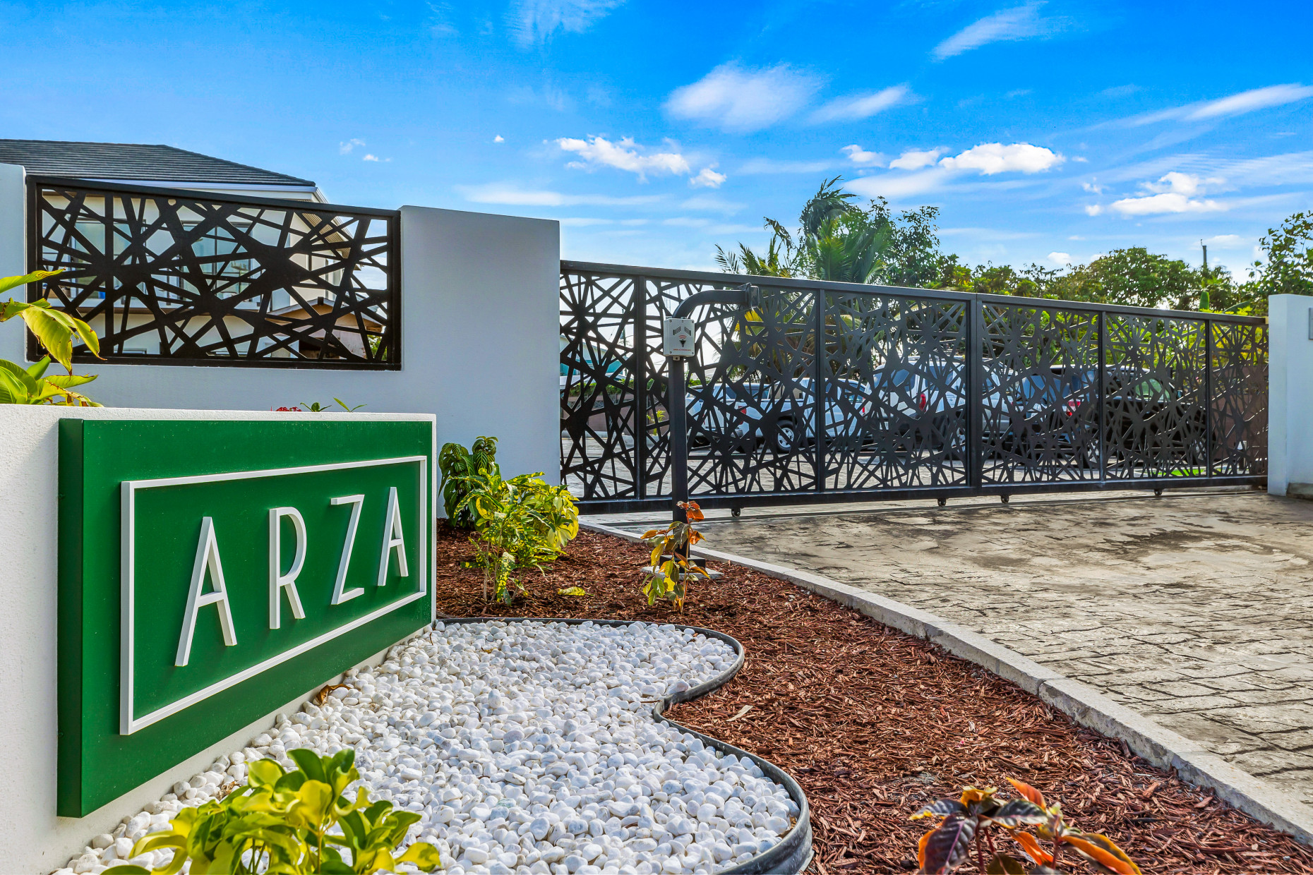Arza 2 Bed + Den