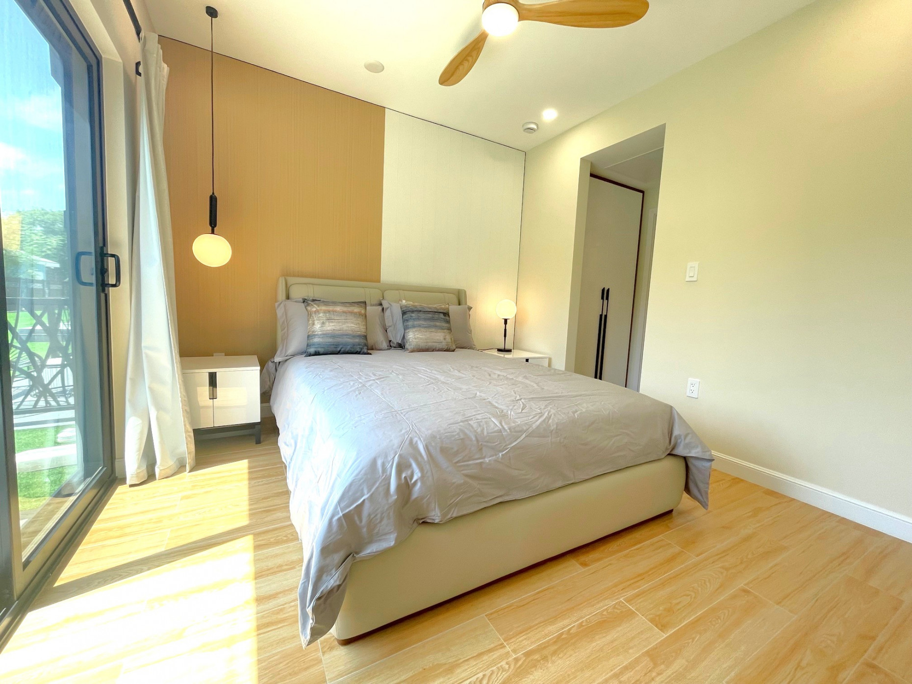 Arza 2 Bed + Den