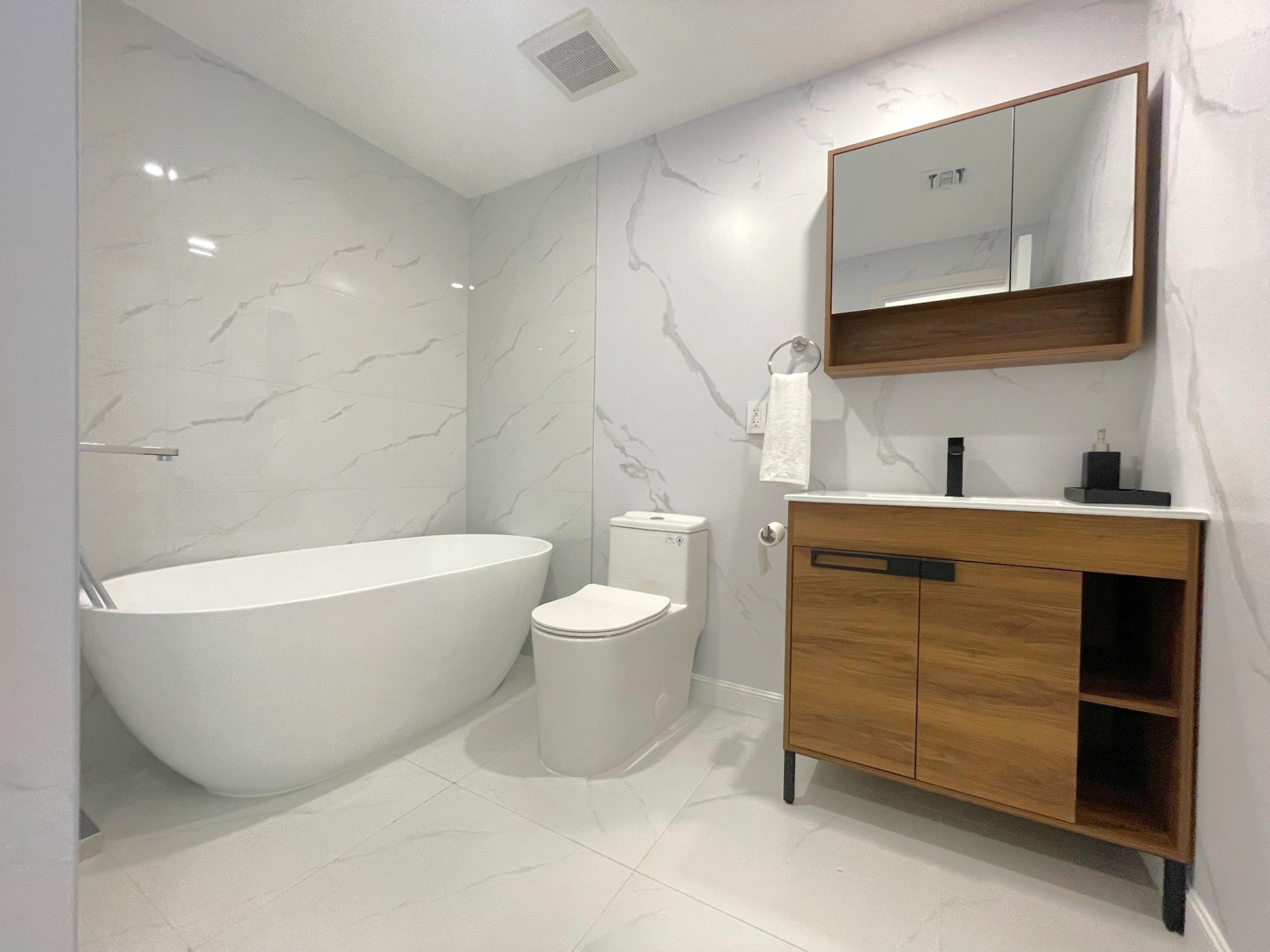 Arza 2 Bed + Den