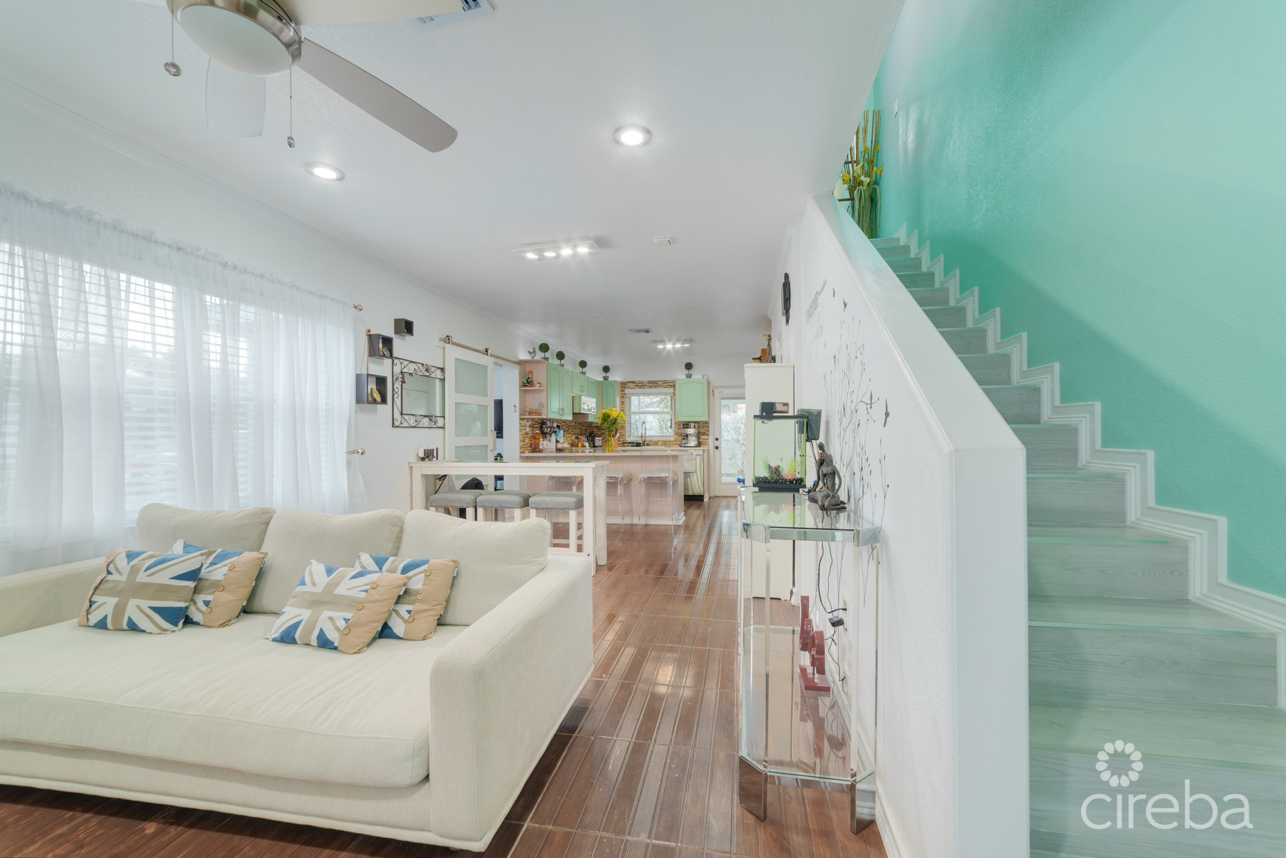 PARKLANE LIVING TOWNHOUSE