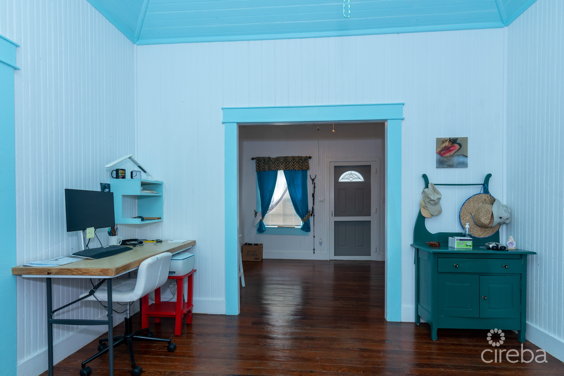 HISTORIC HOME - 3 ACRES OCEAN FRONT