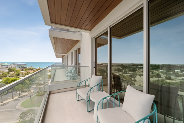 One|gt Unit 606 Radiance Suite - 1 Bed+ Den