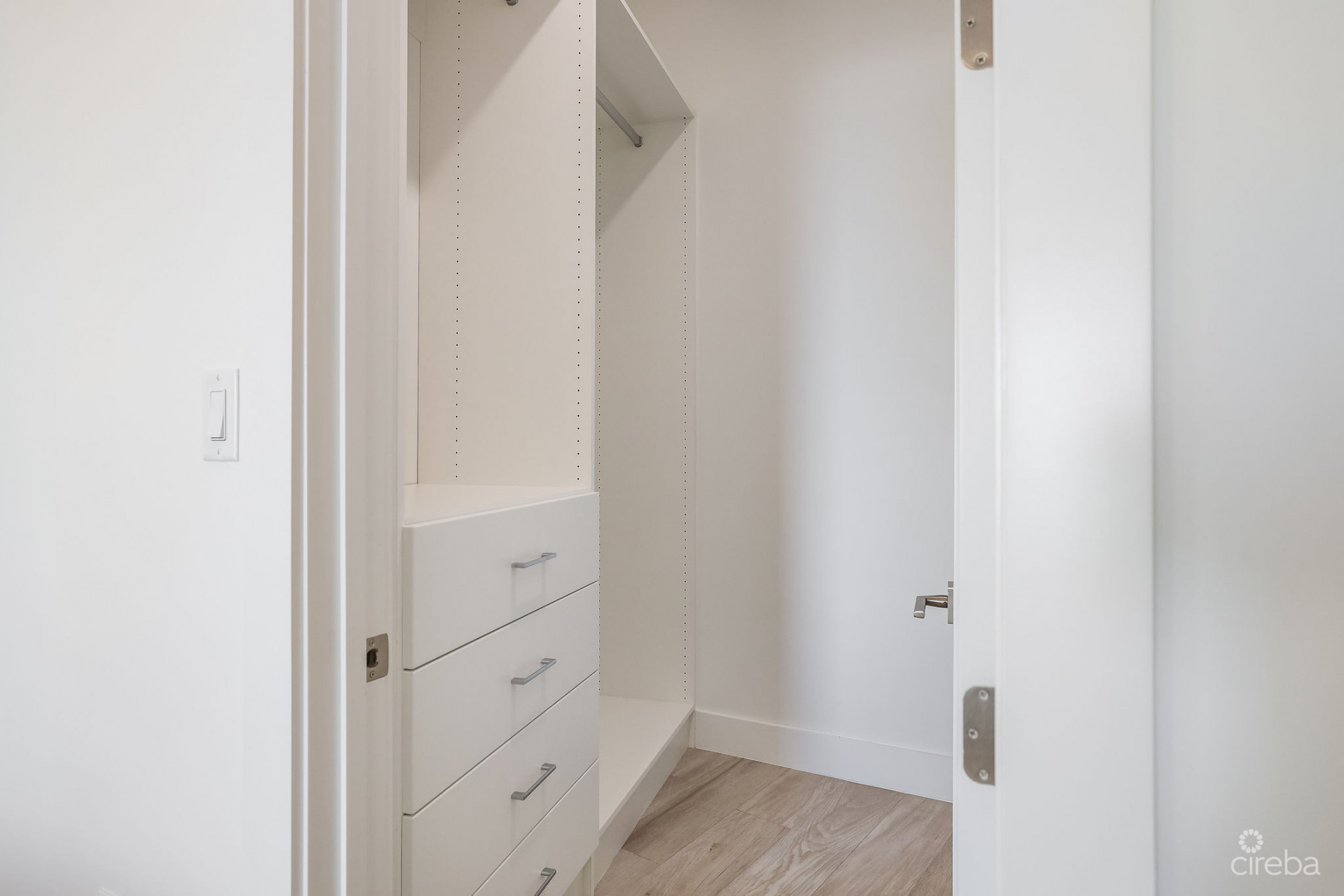 AURA #305 OCEANFRONT