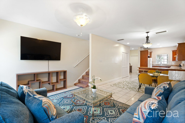 PARK VIEW COURT,  PHASE ONE - LOCATION CLOSE TO SMB