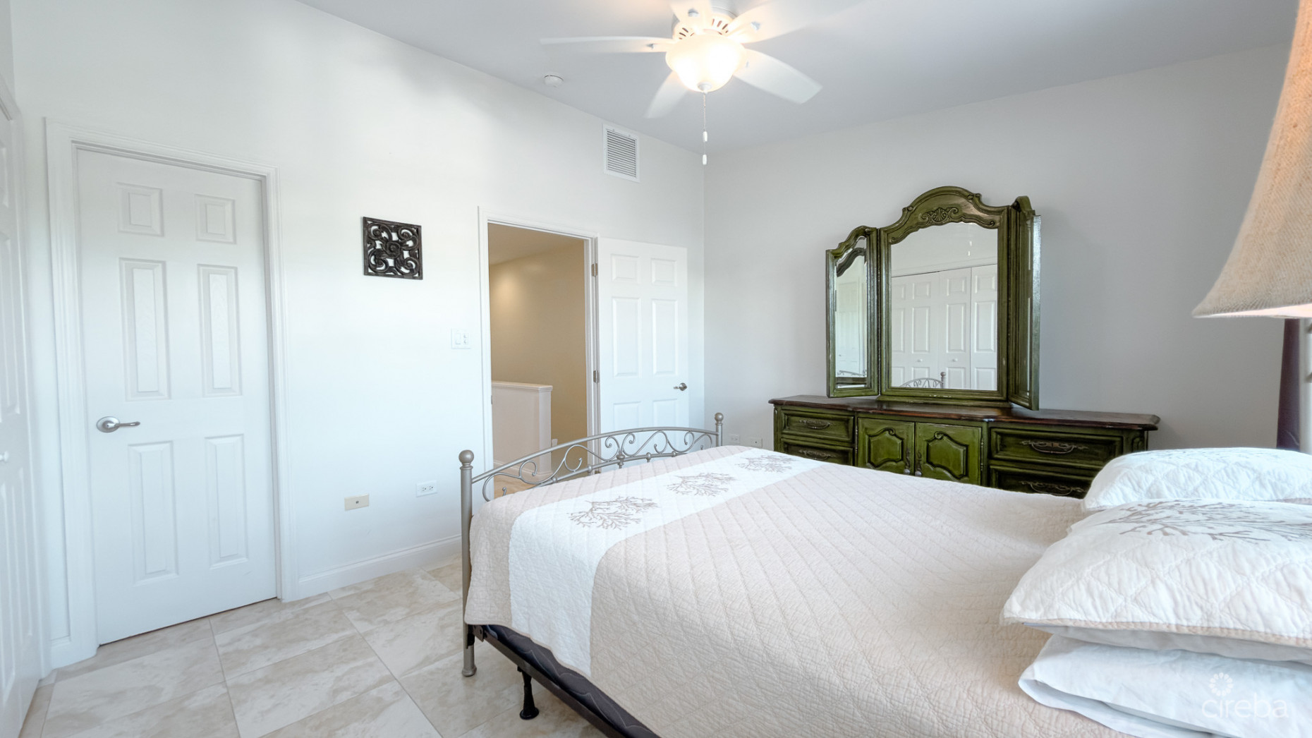 WINDSOR VILLAGE 2 BED TOWNHOUSE