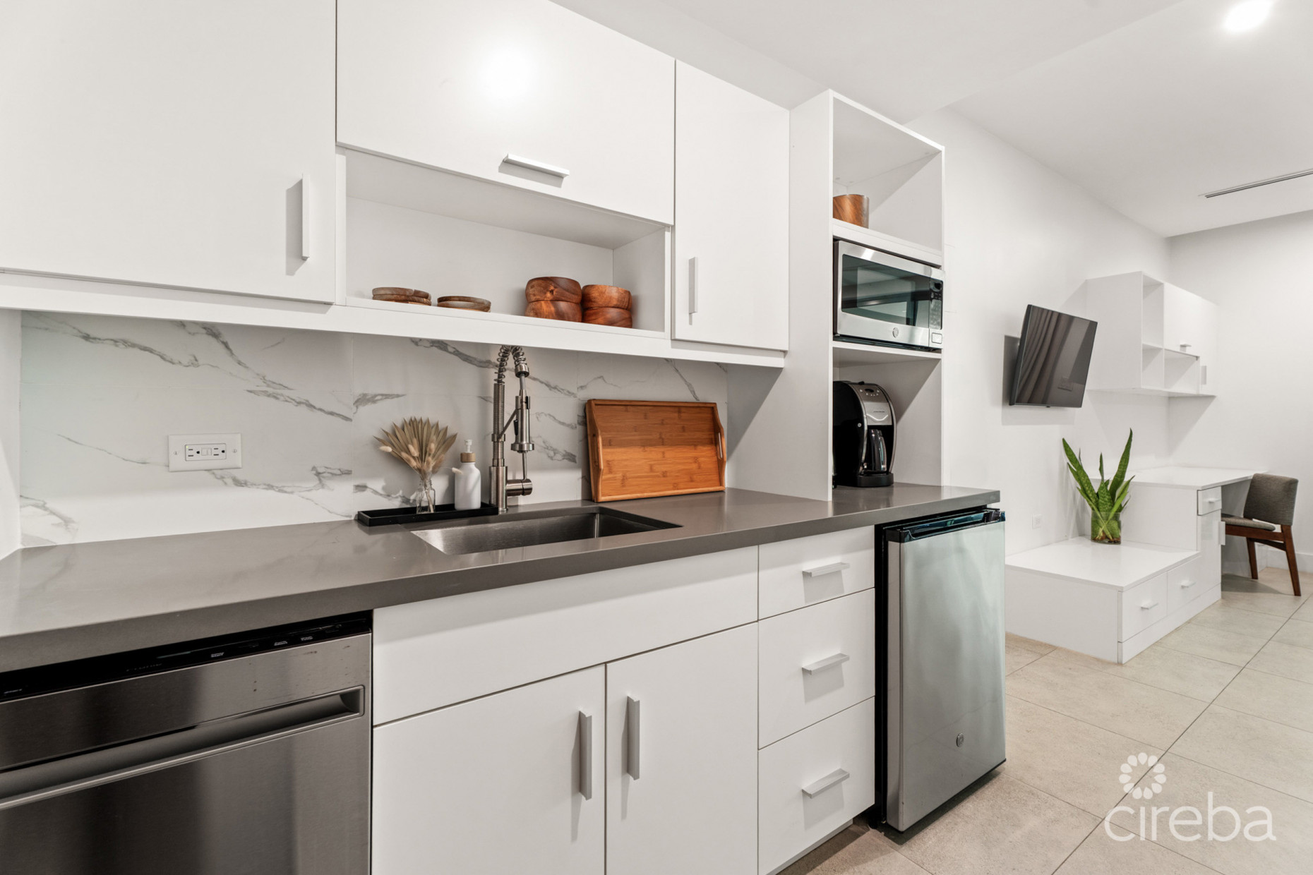 VIDA 104, BOUTIQUE RETREAT