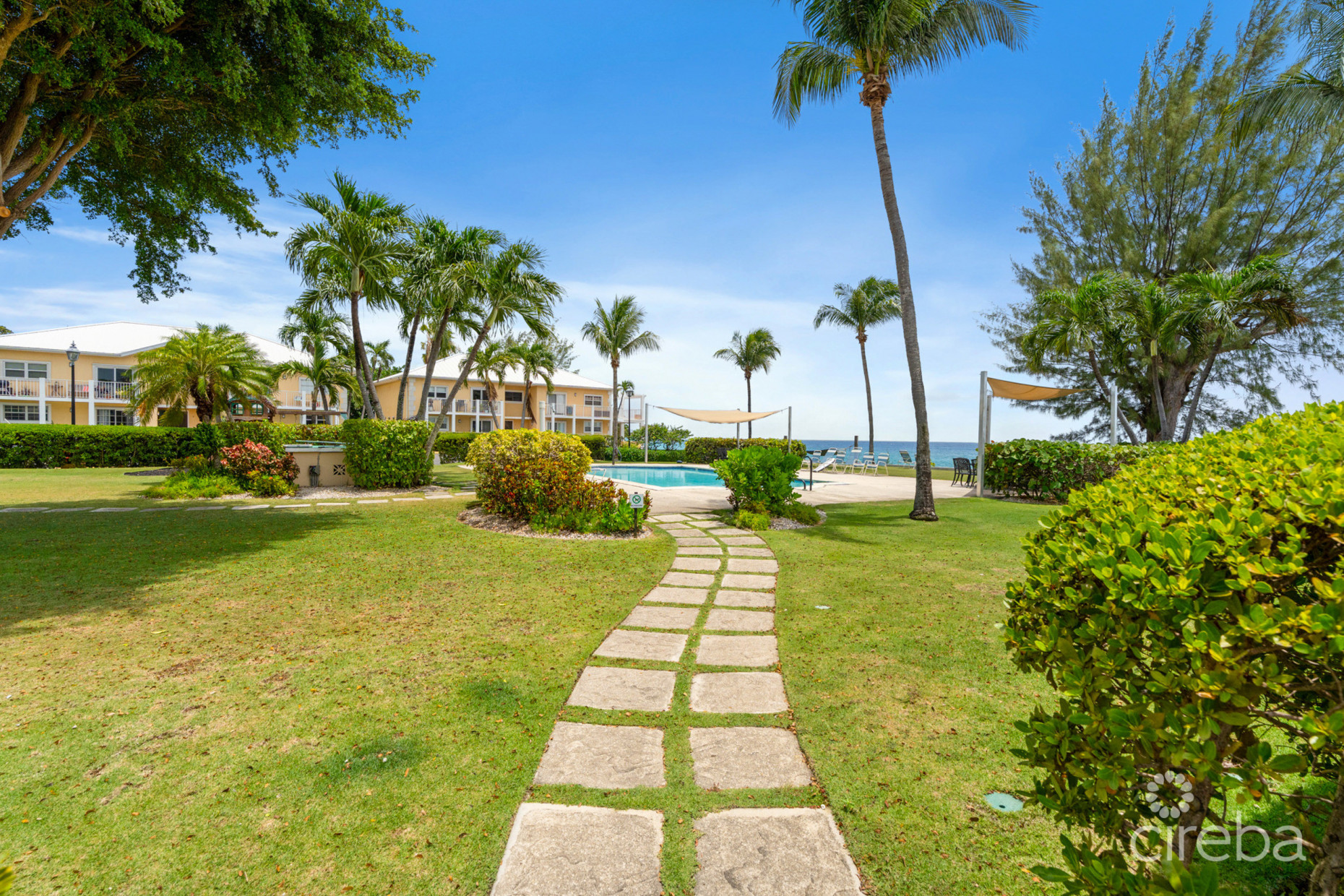 CARIBBEAN COURTS 8B, OCEANFRONT CONDO