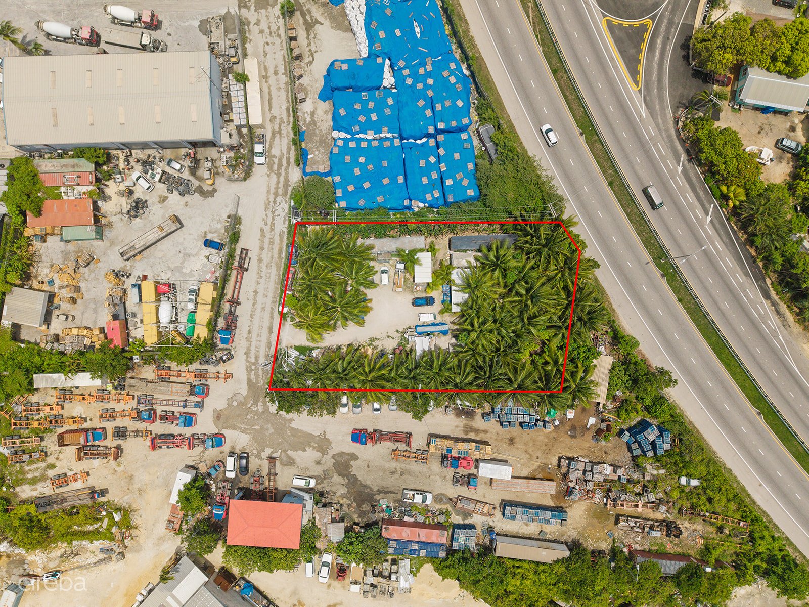 HEAVY INDUSTRIAL - 0.50 ACRES ON SEYMOUR DR