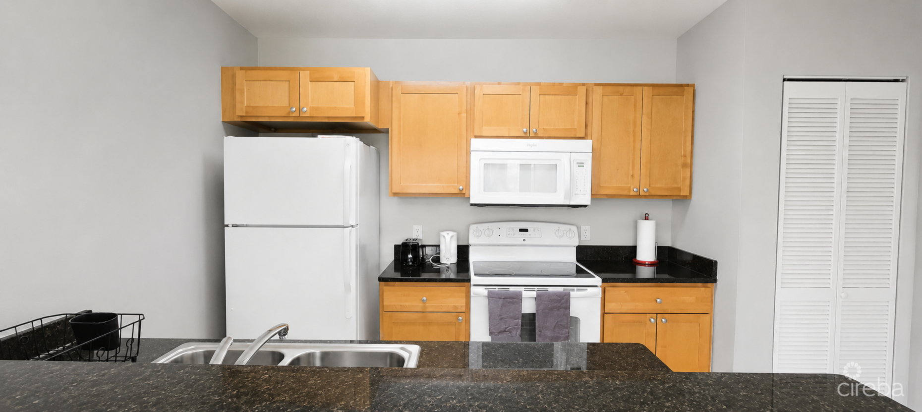 LAKESIDE--1BED/1BATH--CLOSE TO CAMANA BAY/SEVEN MILE BEACH