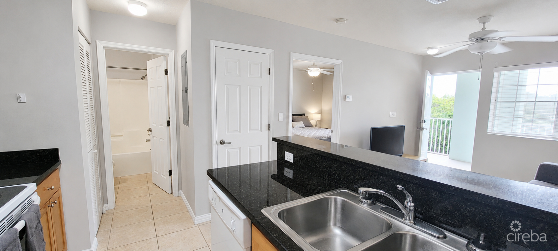 LAKESIDE--1BED/1BATH--CLOSE TO CAMANA BAY/SEVEN MILE BEACH