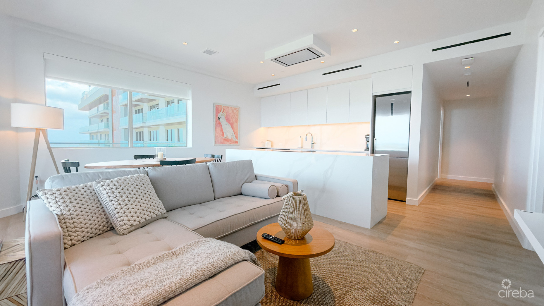 ONE GT - FURNISHED 2 BED WITH DEN