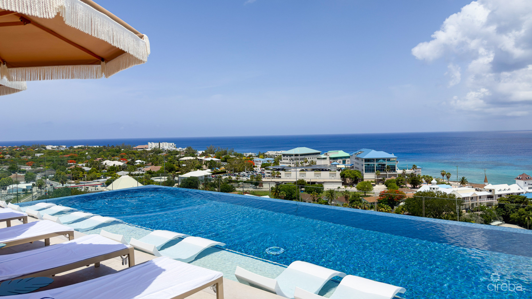 ONE GT - FURNISHED 2 BED WITH DEN