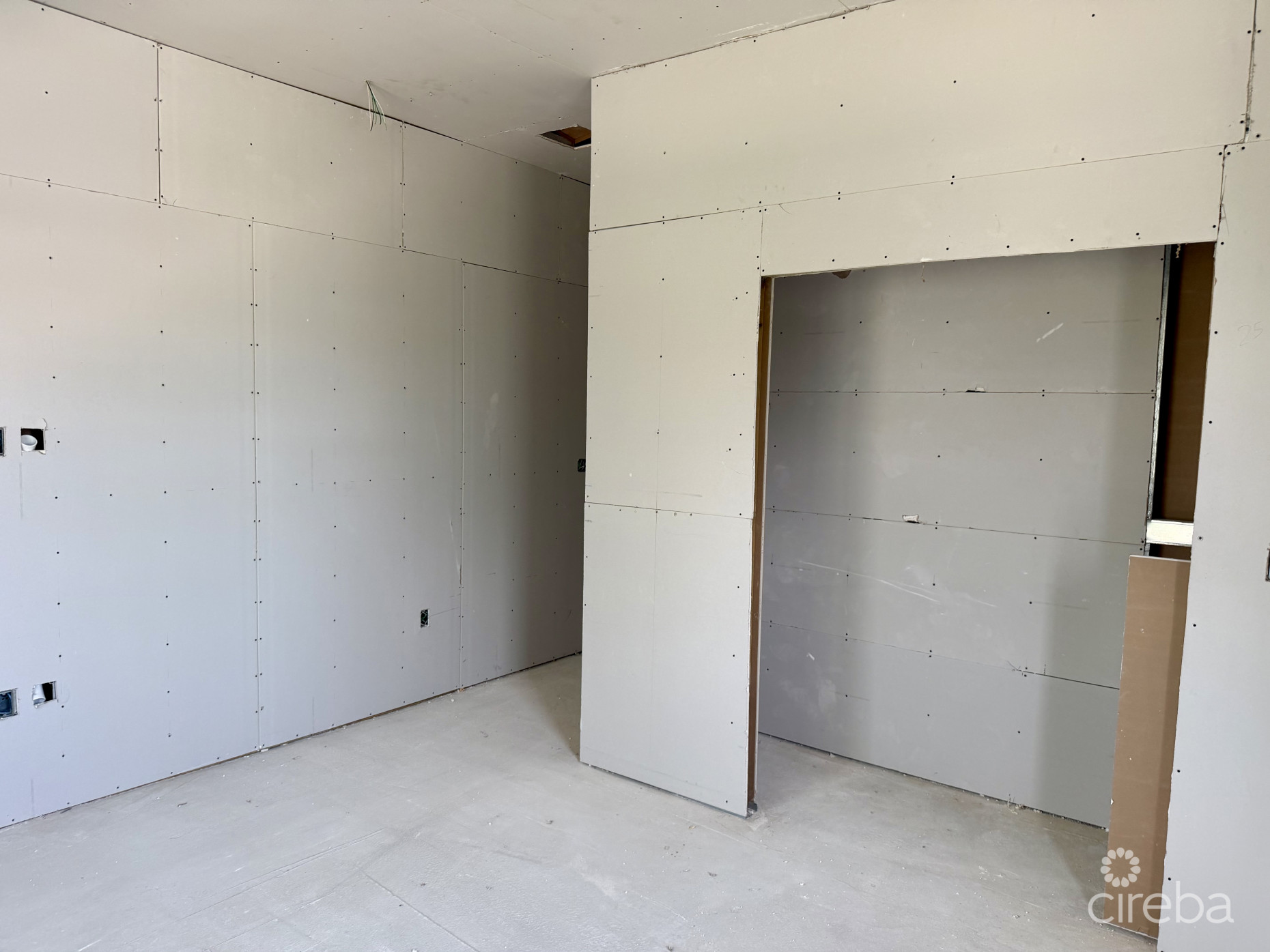 ROSETT CLOSE DUPLEX SECOND FLOOR
