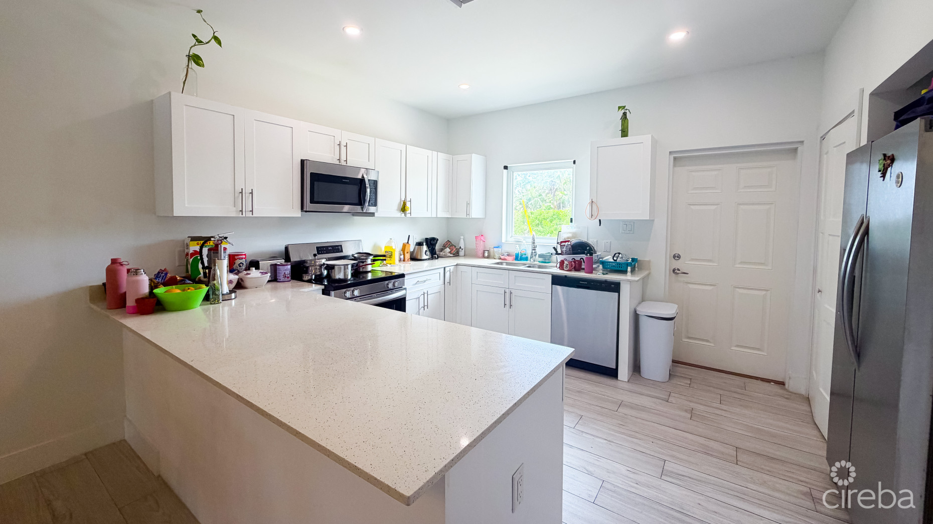 OCEAN VISTA 2 BED TOWNHOUSE