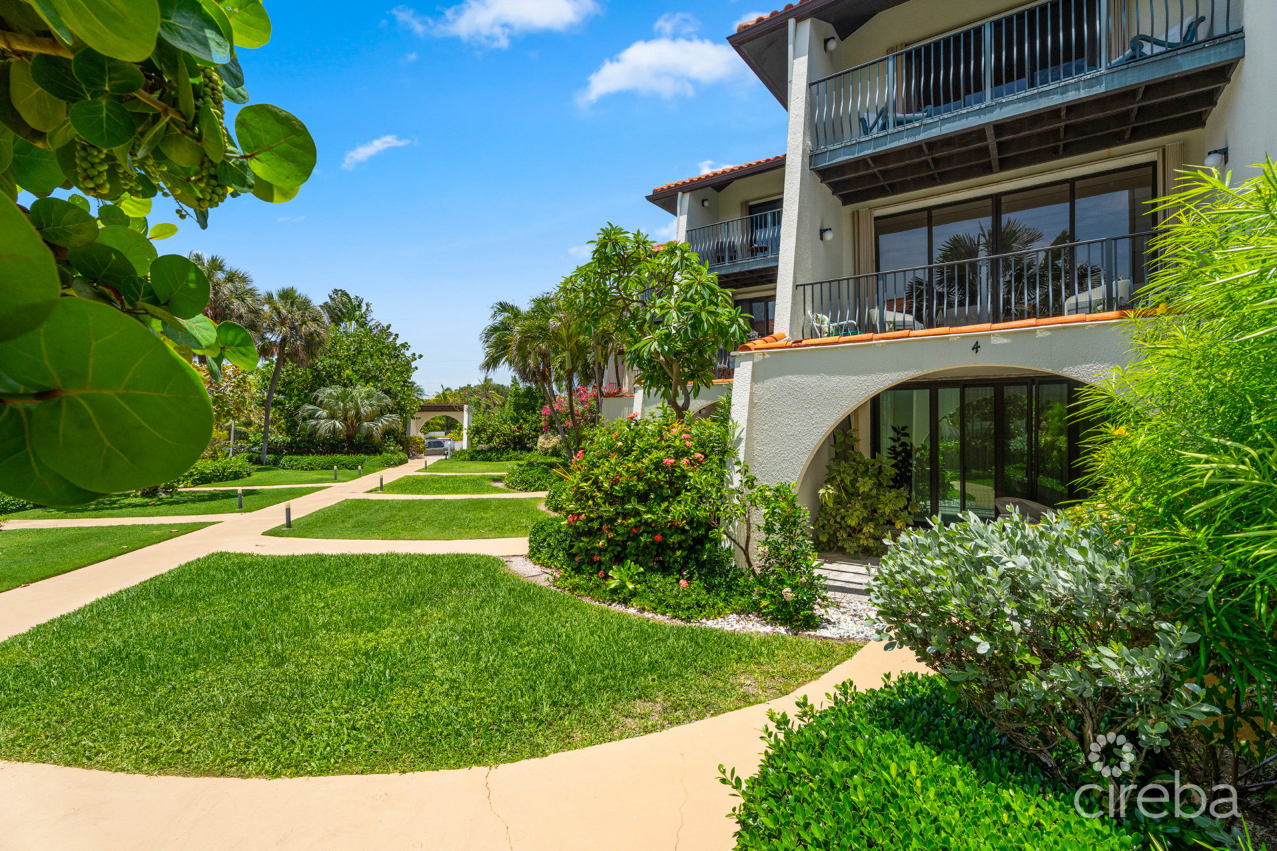 VILLA PAPPAGALLOS 4, WEST BAY RENOVATED CONDO