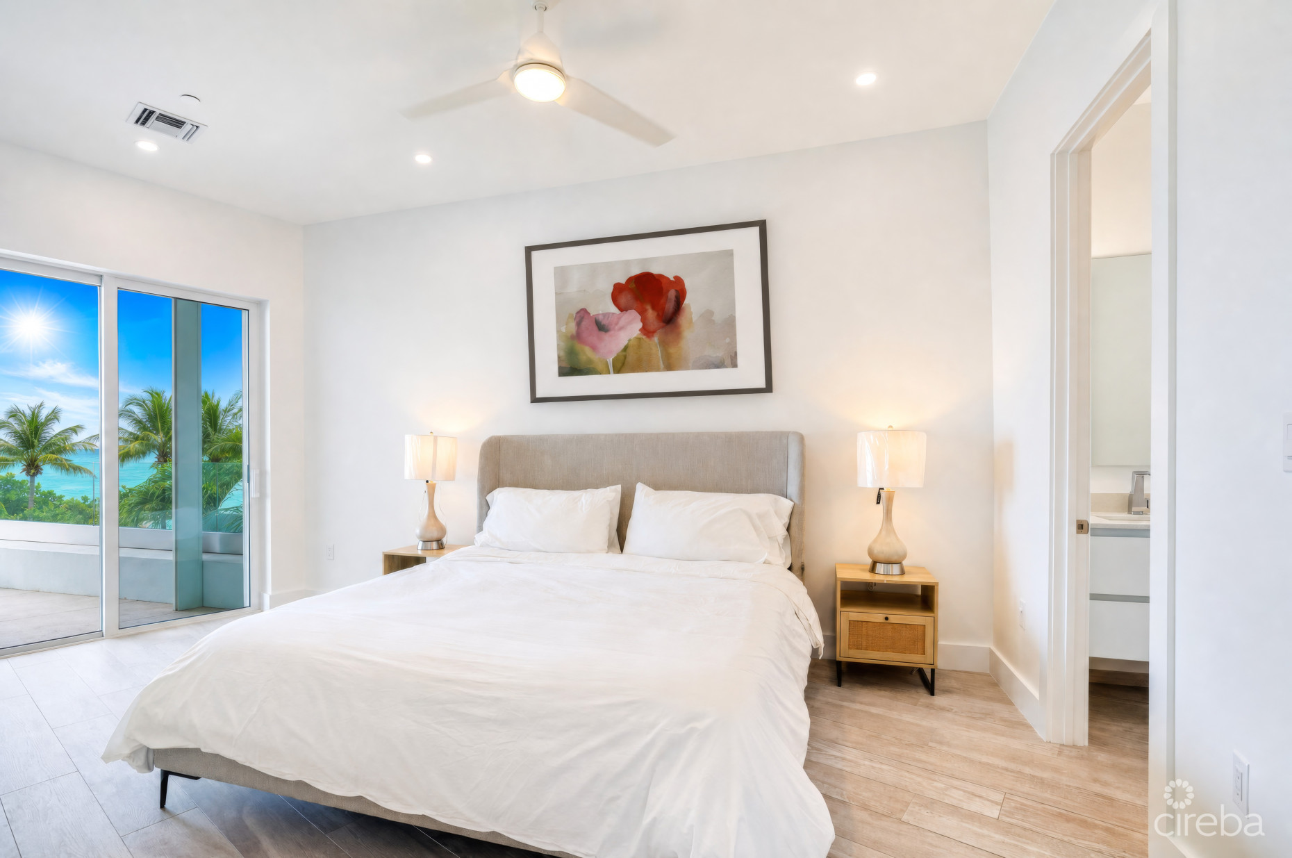 AURA #305 OCEANFRONT
