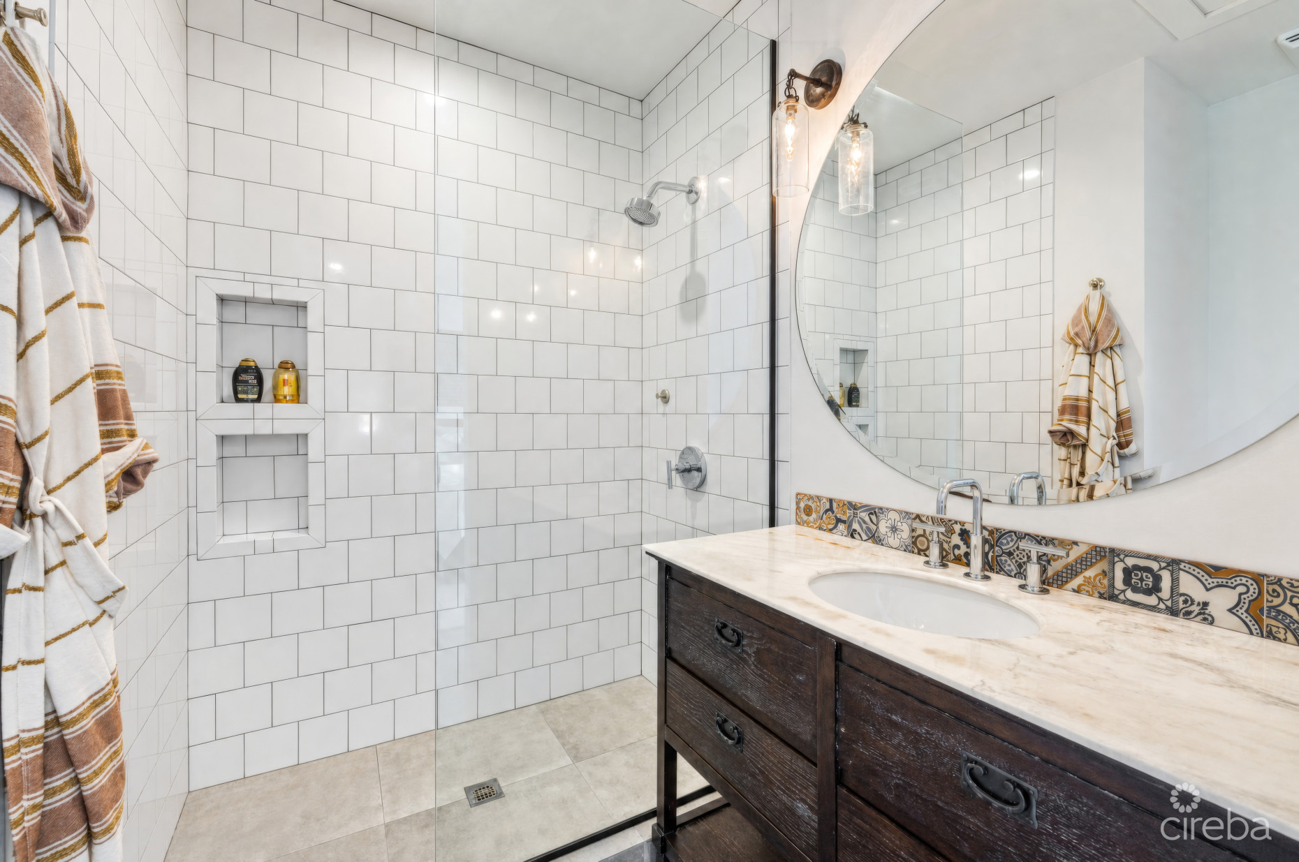 SHORE CLUB #4  STUNNING CONDO WITH UNOBSTRUCTED OCEAN VIEWS