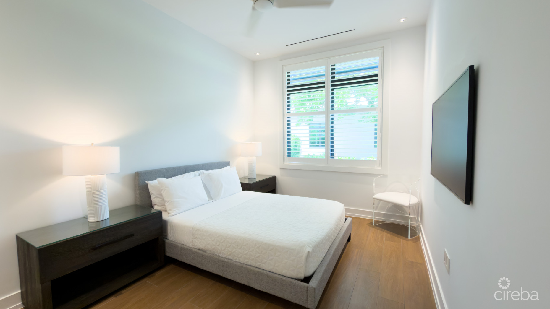 OLEA - 2 BED CORNER CONDO