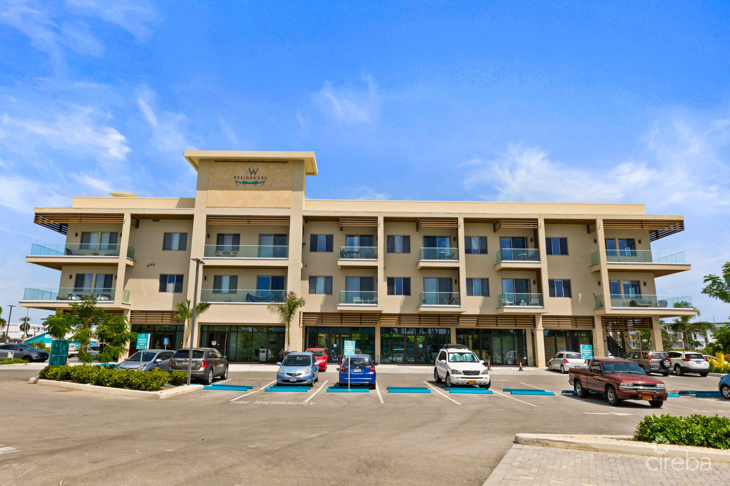HARBOUR WALK 211, 1 BED + DEN