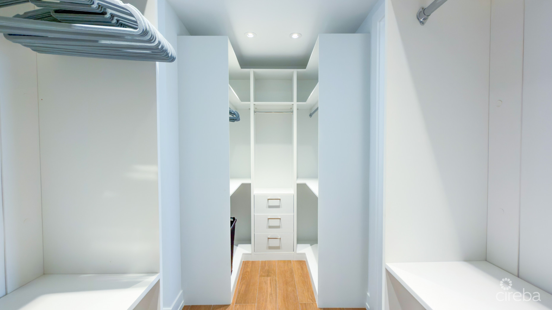 OLEA - 2 BED CONDO