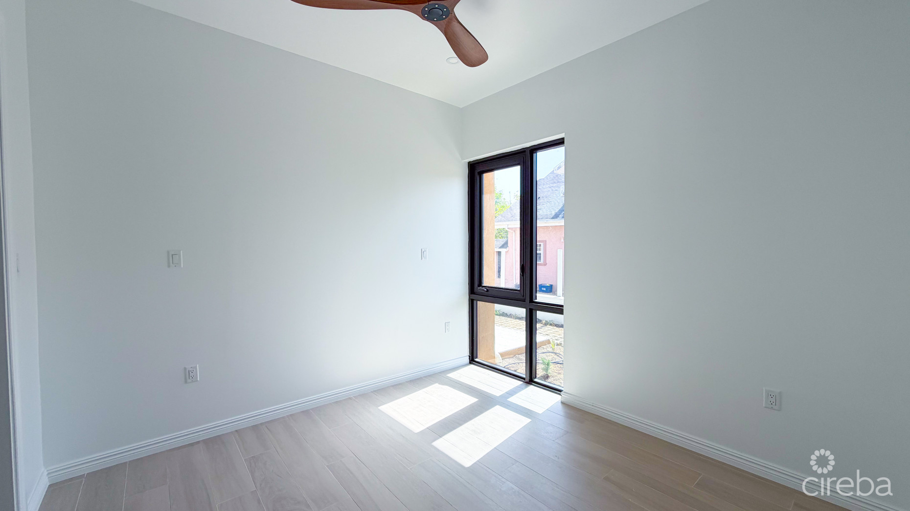 BODDEN TOWN 1 BED, 1.5 BATH - SORELLE RESIDENCES