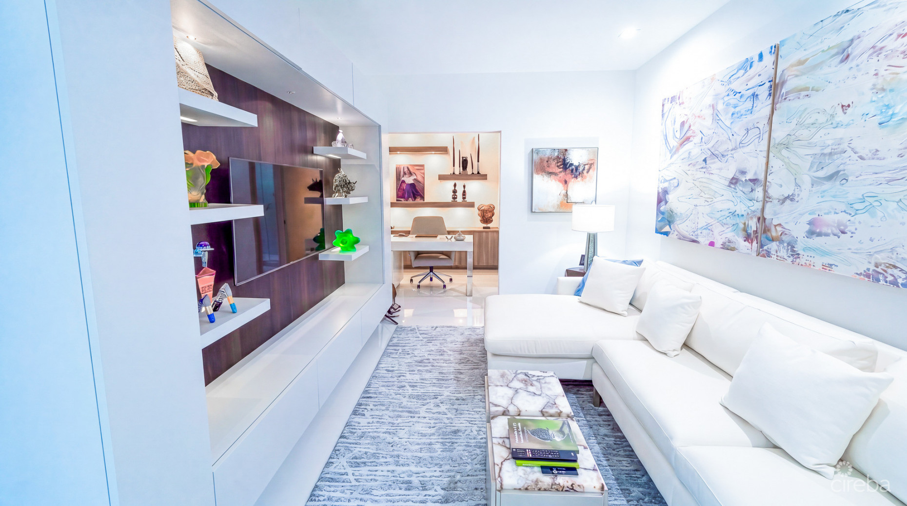 FIN 11 - OCEANFRONT CONDO