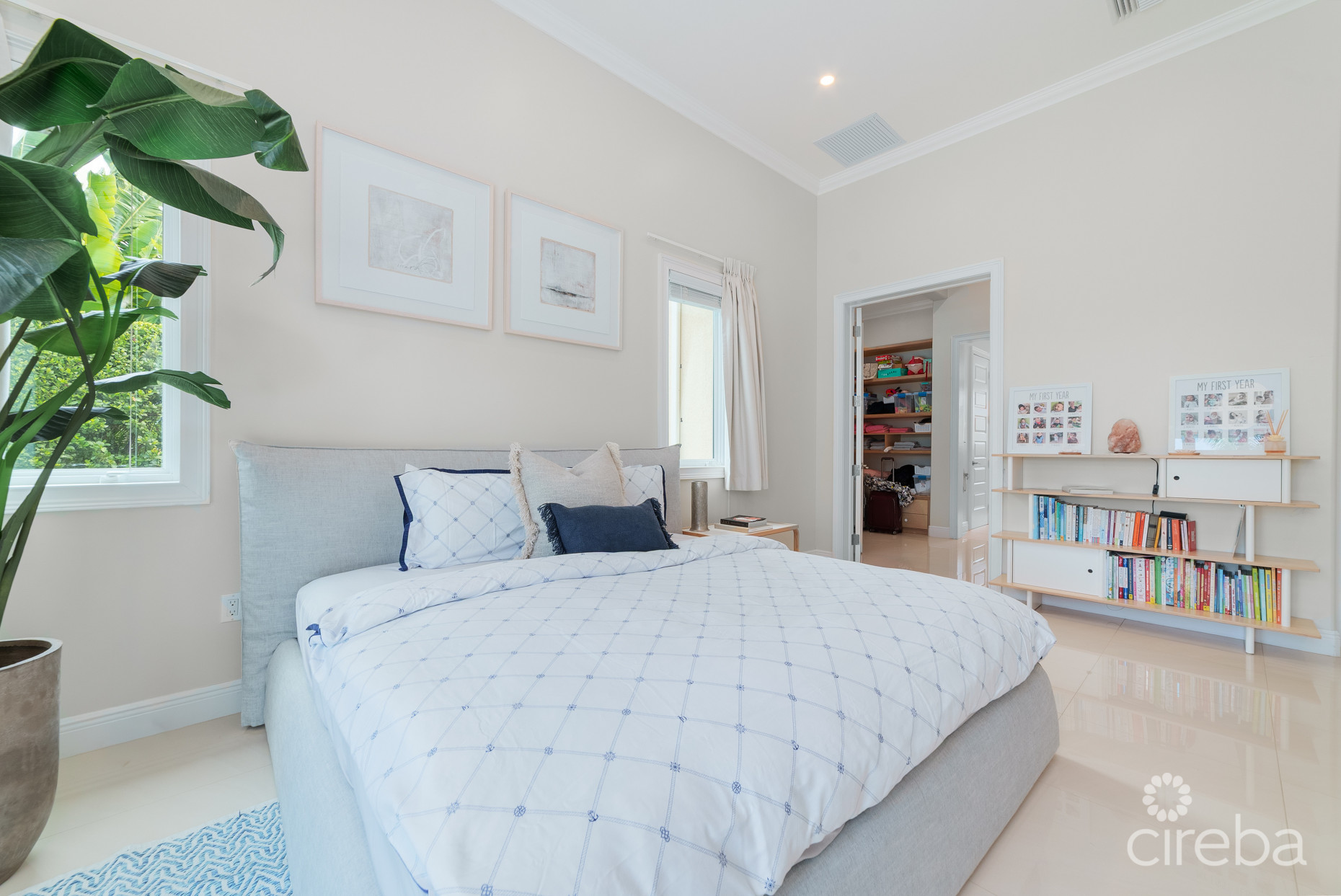 BRITANNIA ESTATES  4/5  BED FAMILY HOME